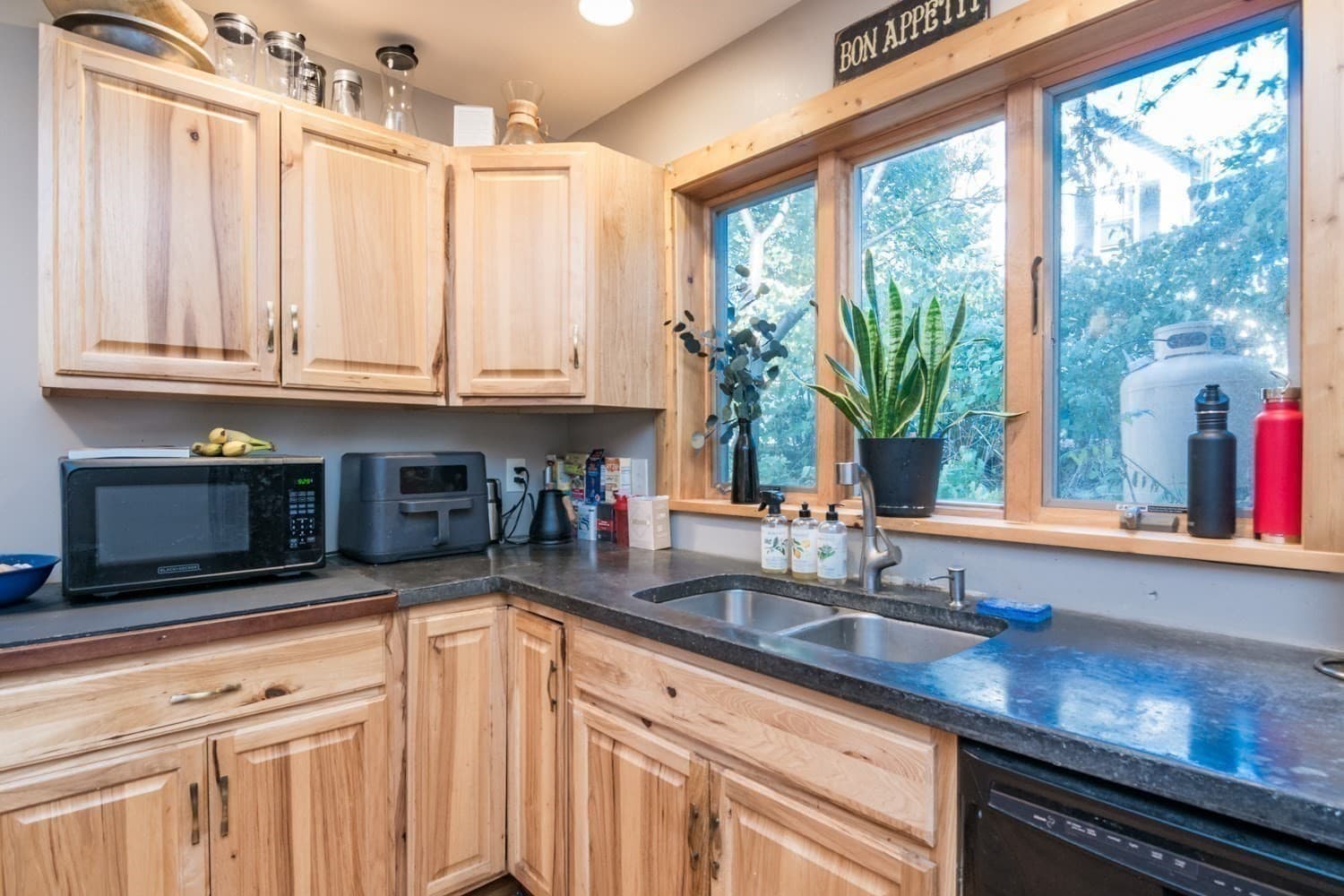 Single Family Residence at 15 Carpenters Lane, Greenfield MA 01301, photo 11 of 28