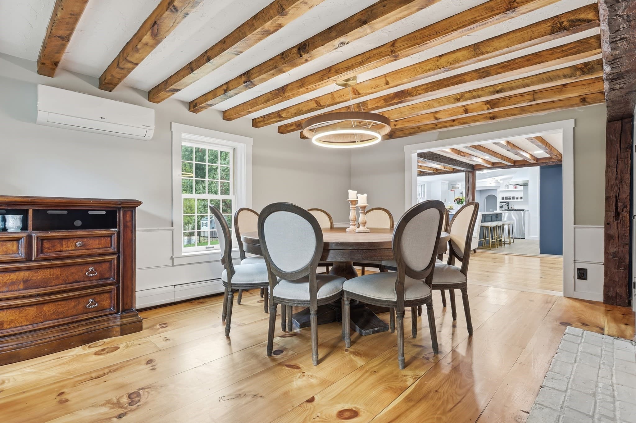 Single Family Residence at 75 Concord Road, Chelmsford MA 01824, photo 6 of 42