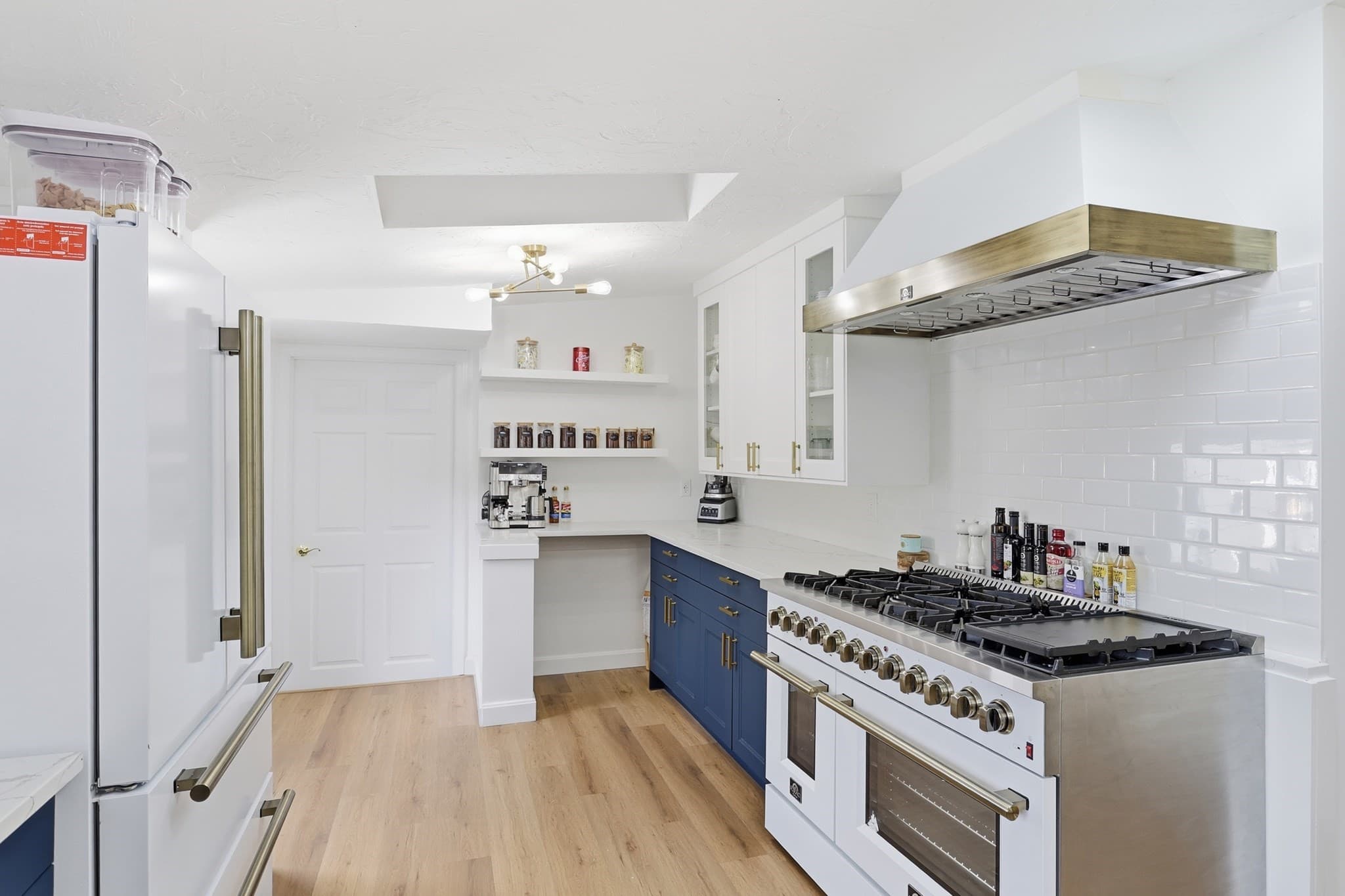 Single Family Residence at 75 Concord Road, Chelmsford MA 01824, photo 11 of 42
