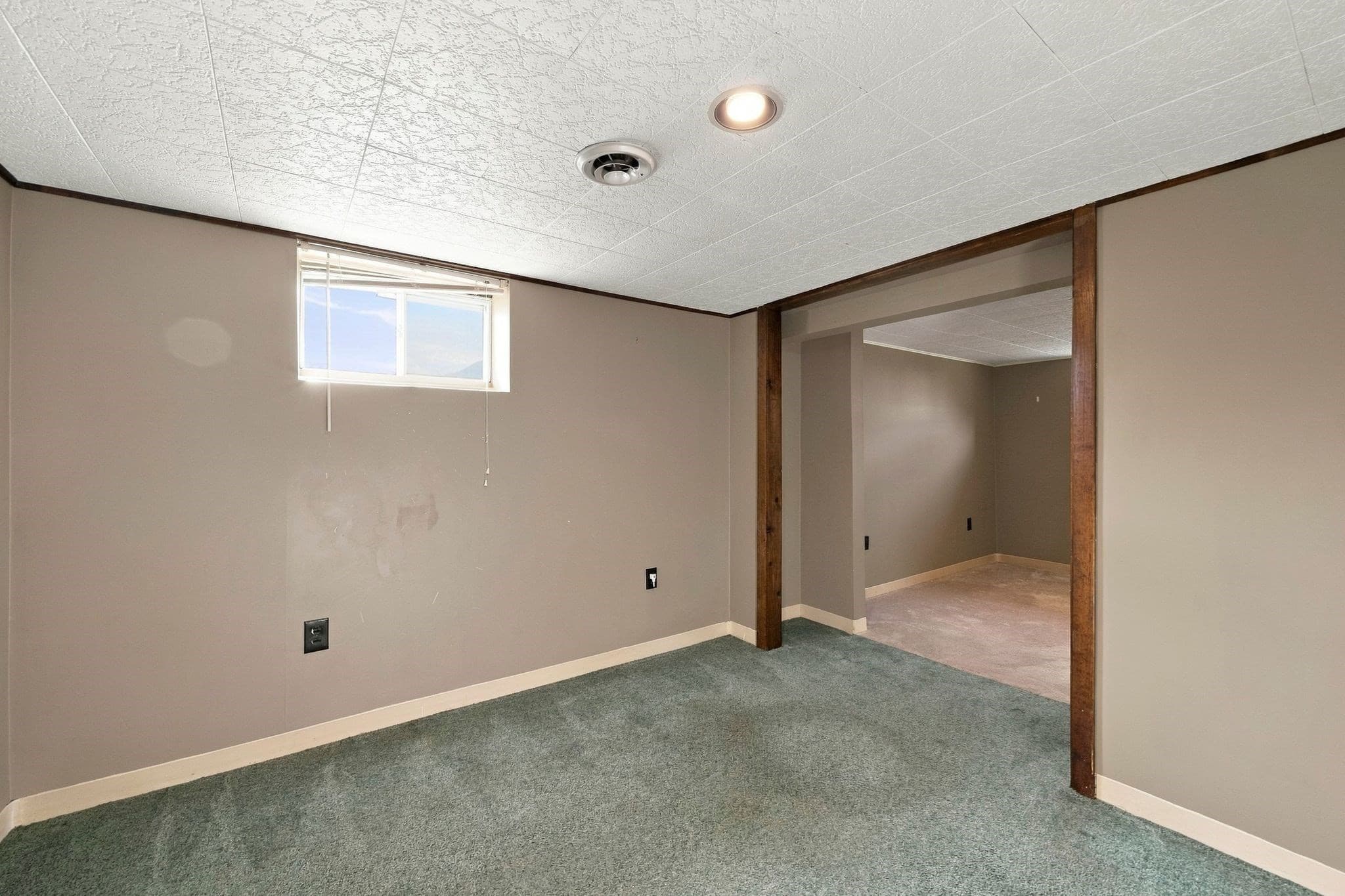 Single Family Residence at 24 Overlook Ave, Beverly MA 01915, photo 23 of 31