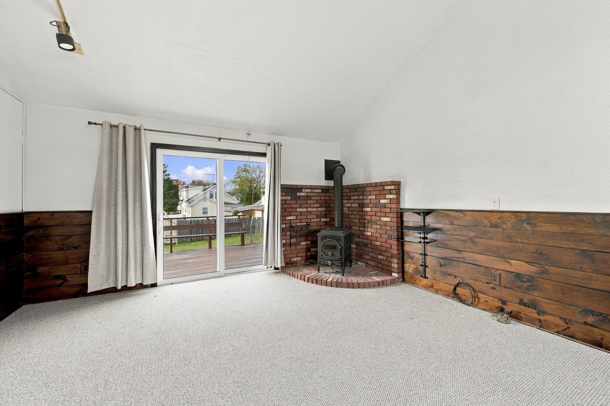 Single Family Residence at 24 Overlook Ave, Beverly MA 01915, photo 13 of 31