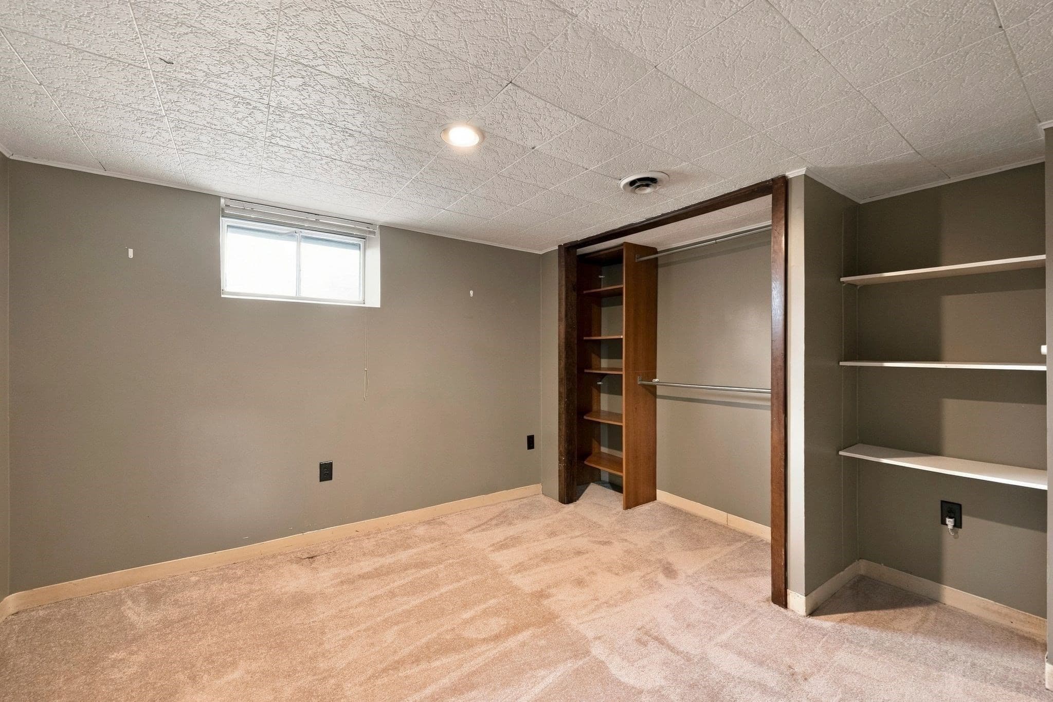 Single Family Residence at 24 Overlook Ave, Beverly MA 01915, photo 20 of 31