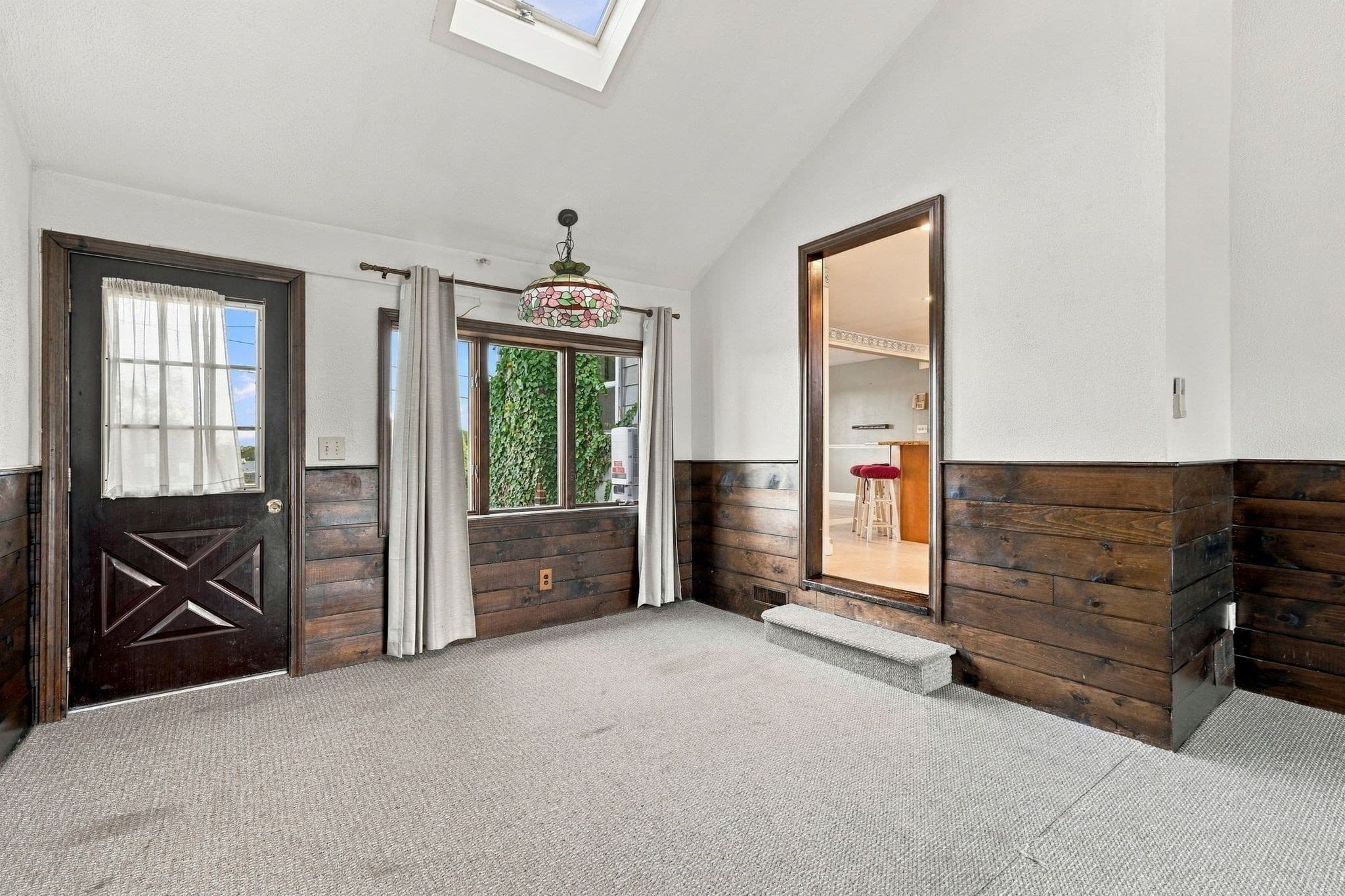 Single Family Residence at 24 Overlook Ave, Beverly MA 01915, photo 11 of 31