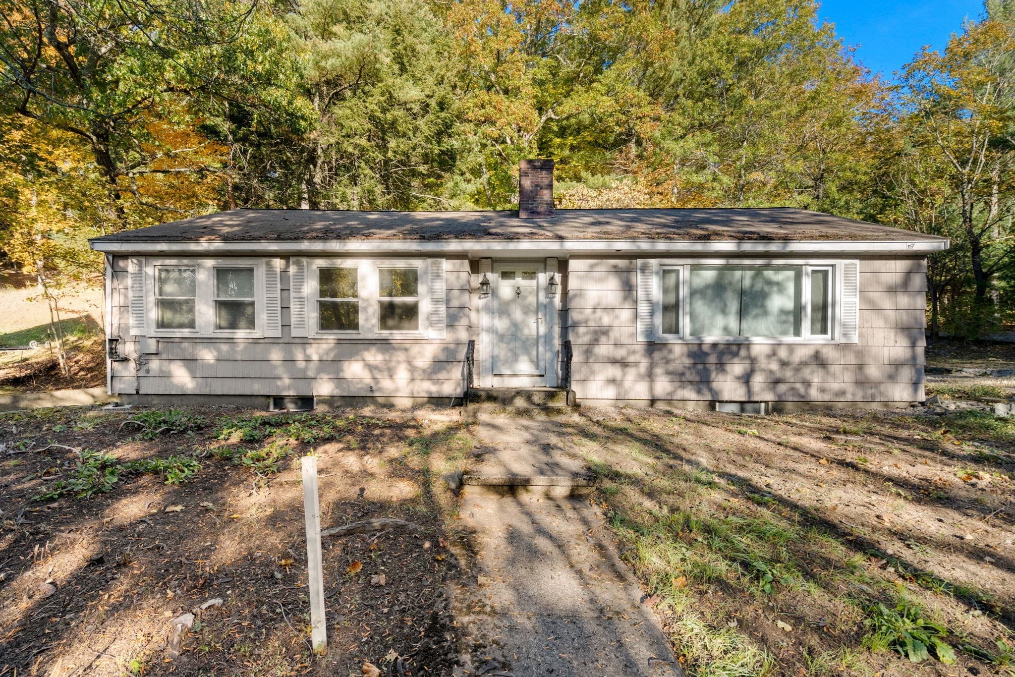 6 Overlook Dr, Weston MA 02493