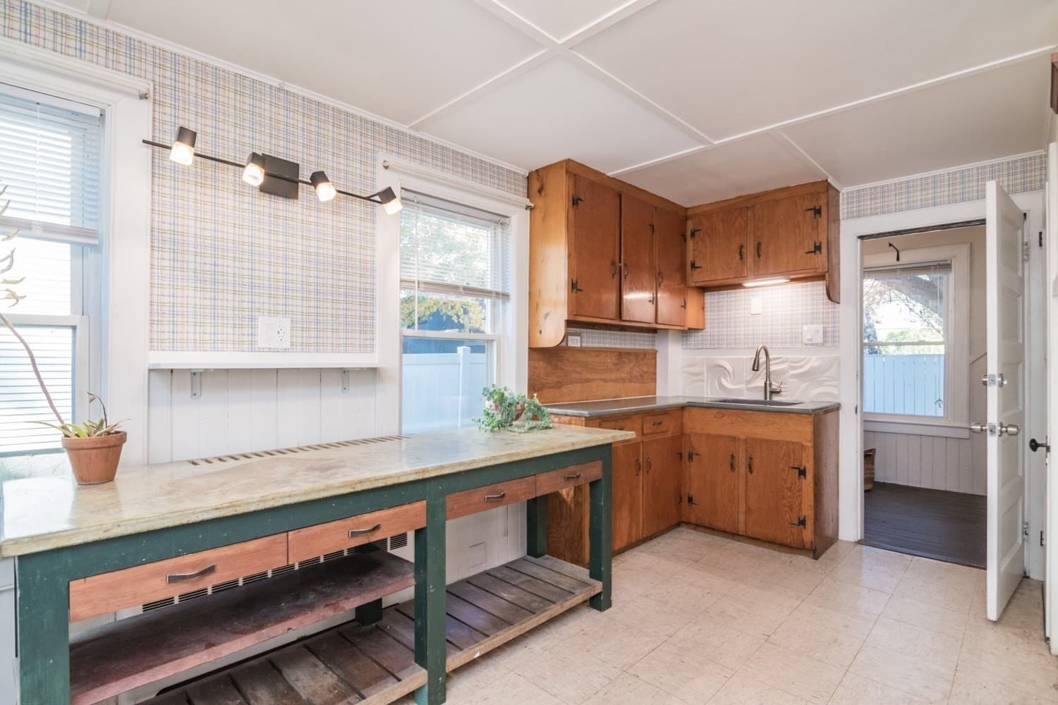 Single Family Residence at 17 Carpenters Ln, Greenfield MA 01301, photo 10 of 41
