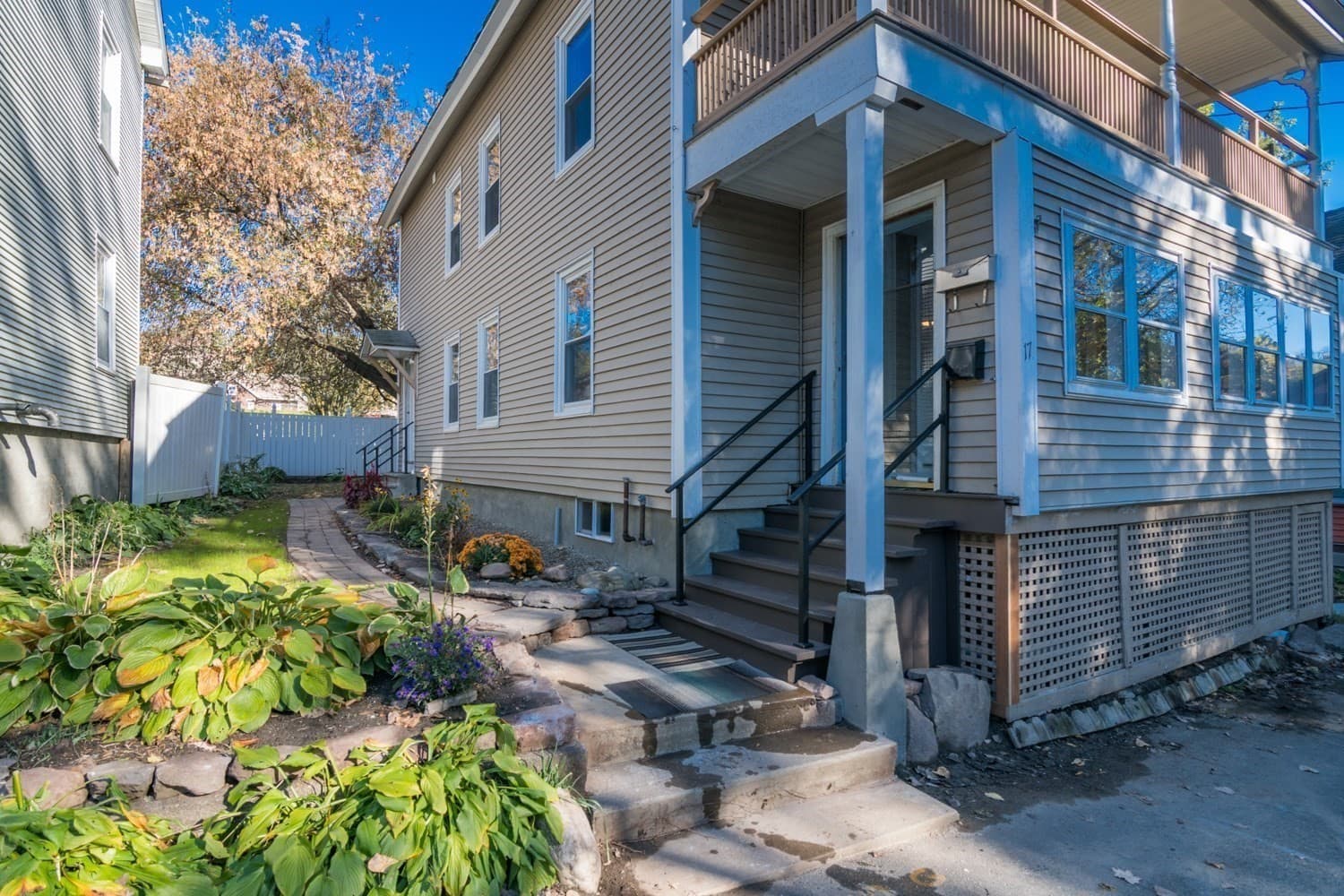 Single Family Residence at 17 Carpenters Ln, Greenfield MA 01301, photo 4 of 41