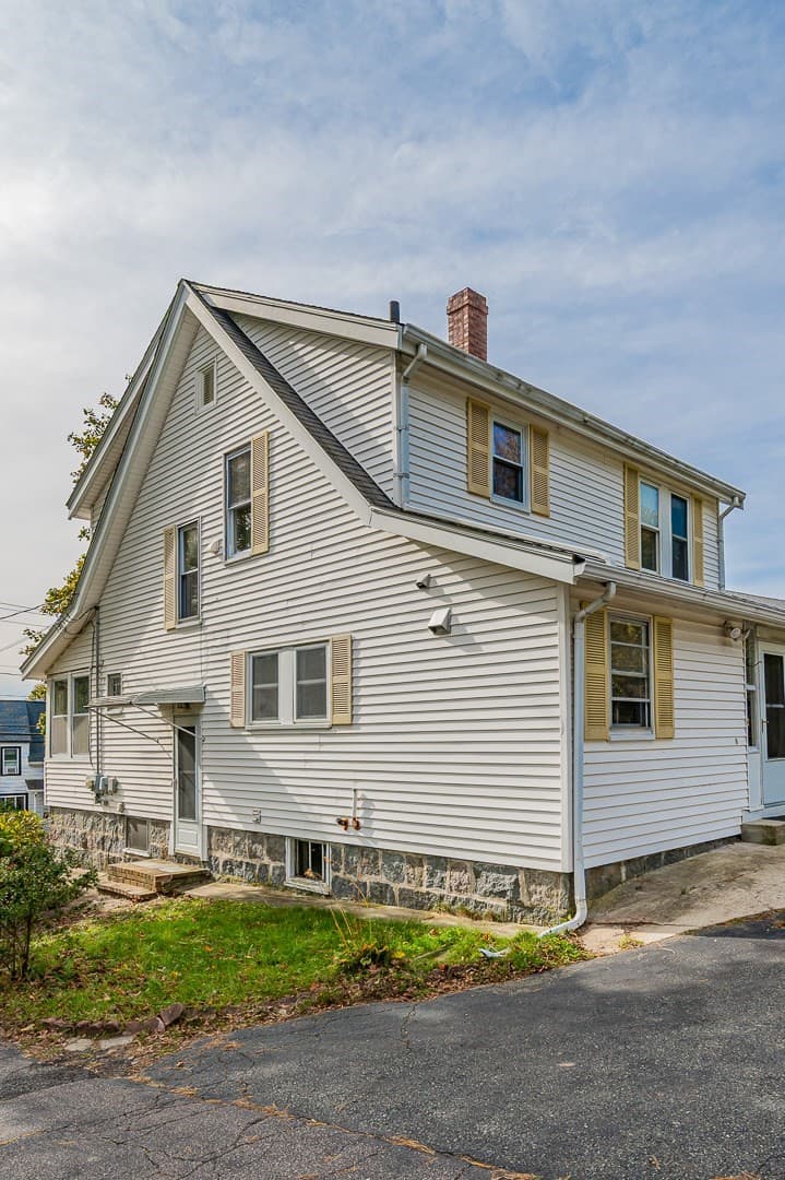 Single Family Residence at 269 Pond Street, Braintree MA 02184, photo 2 of 42
