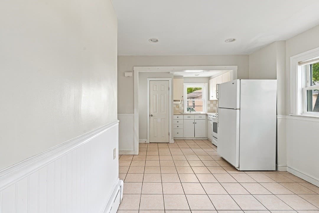 Single Family Residence at 269 Pond Street, Braintree MA 02184, photo 20 of 42