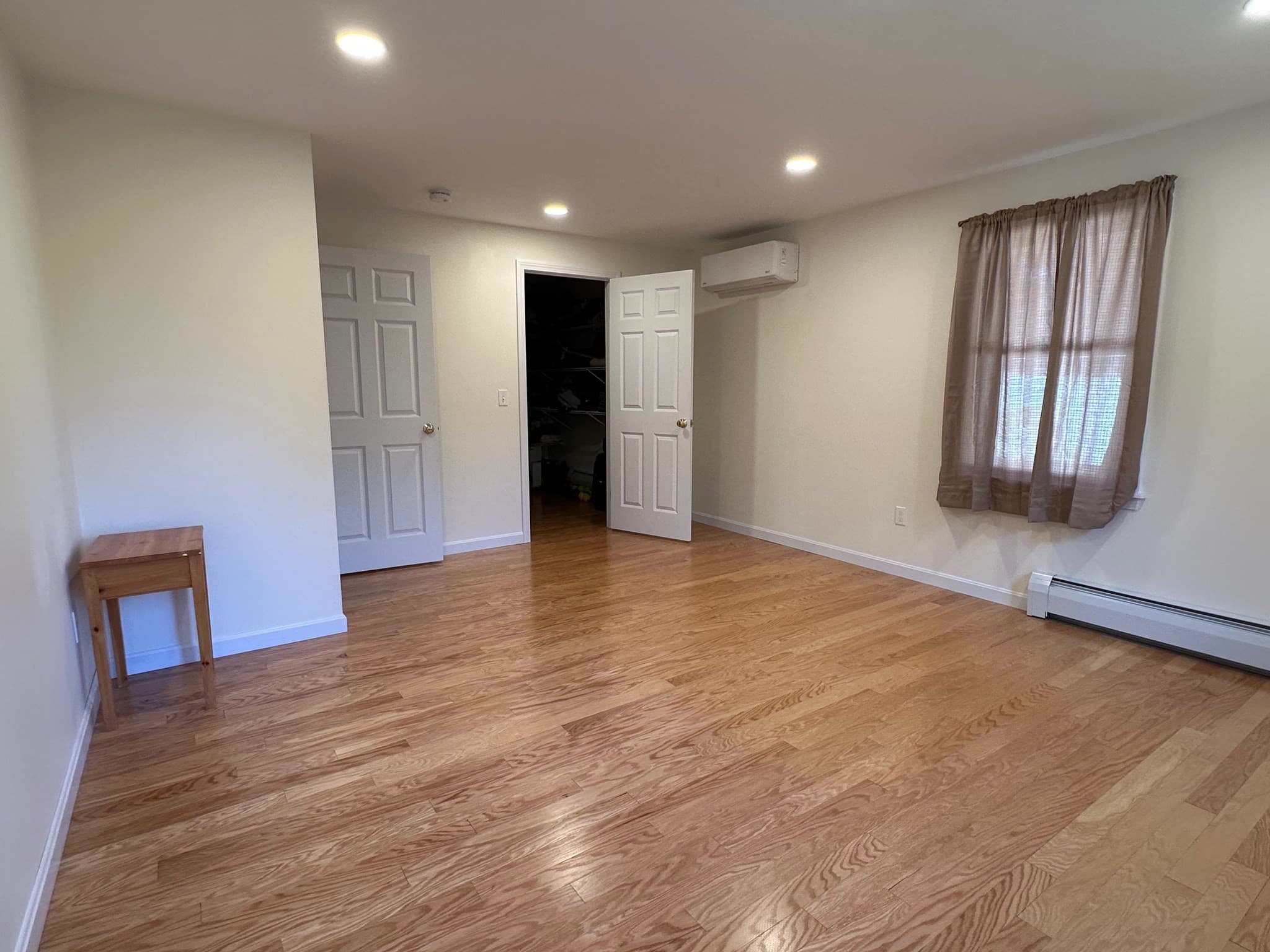 Single Family Residence at 43 Billings Rd, Fitchburg MA 01420, photo 13 of 35