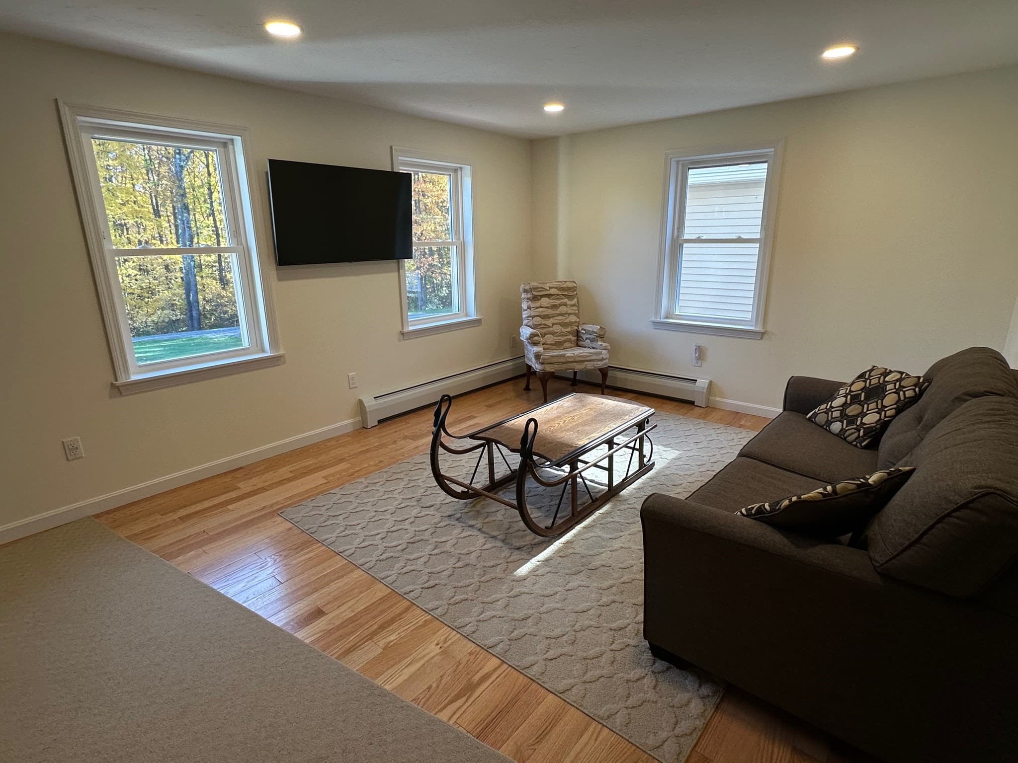 Single Family Residence at 43 Billings Rd, Fitchburg MA 01420, photo 7 of 35