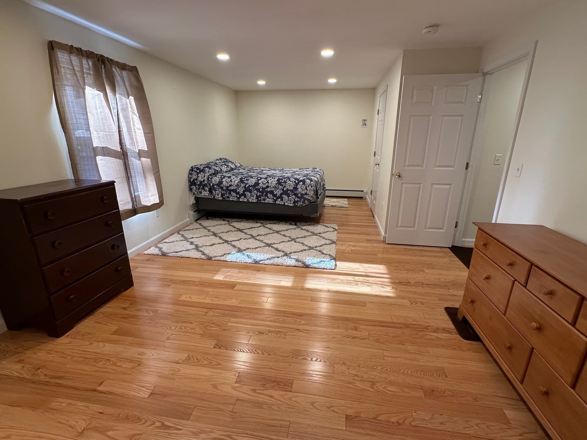 Single Family Residence at 43 Billings Rd, Fitchburg MA 01420, photo 20 of 35