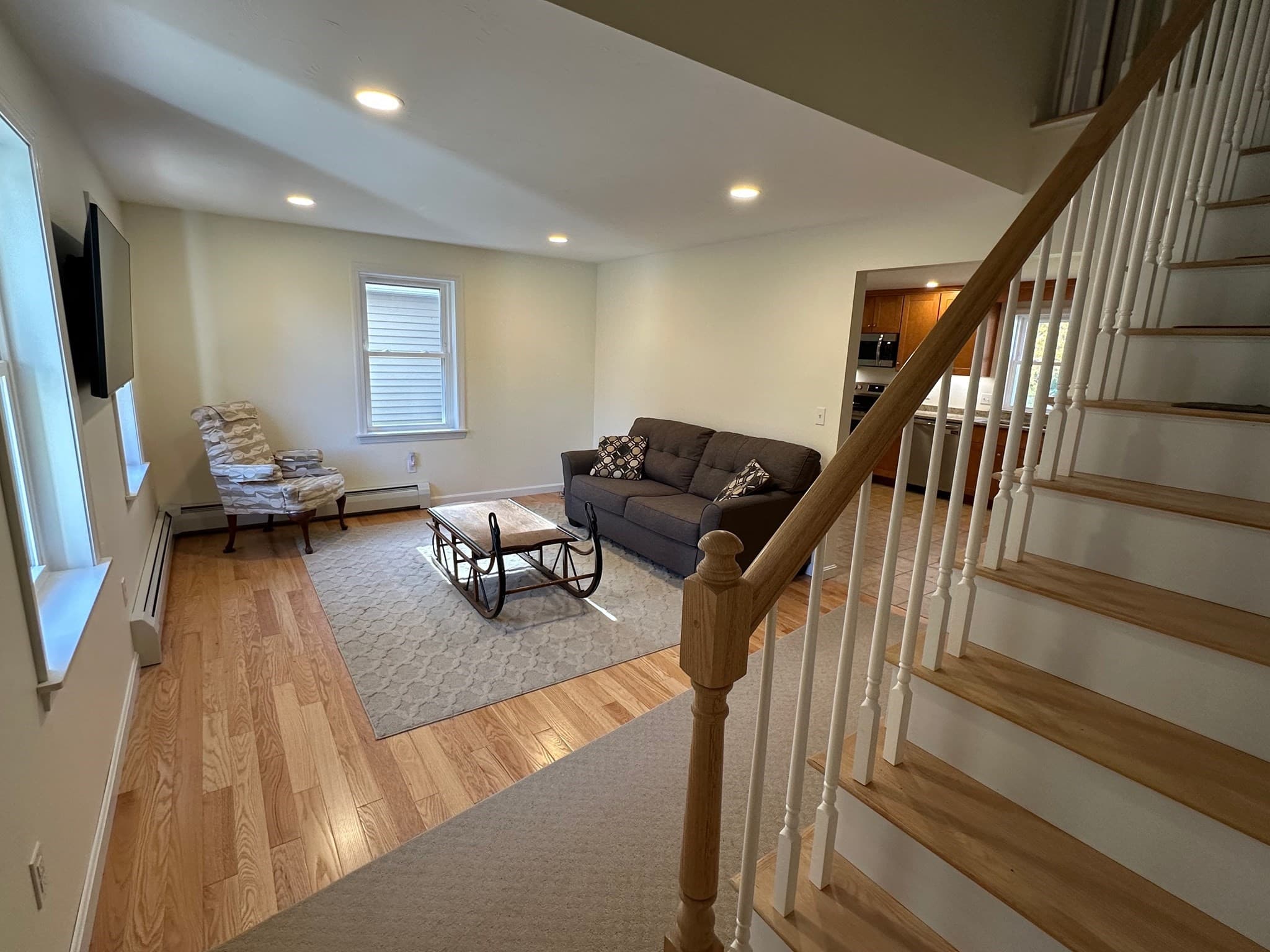 Single Family Residence at 43 Billings Rd, Fitchburg MA 01420, photo 9 of 35