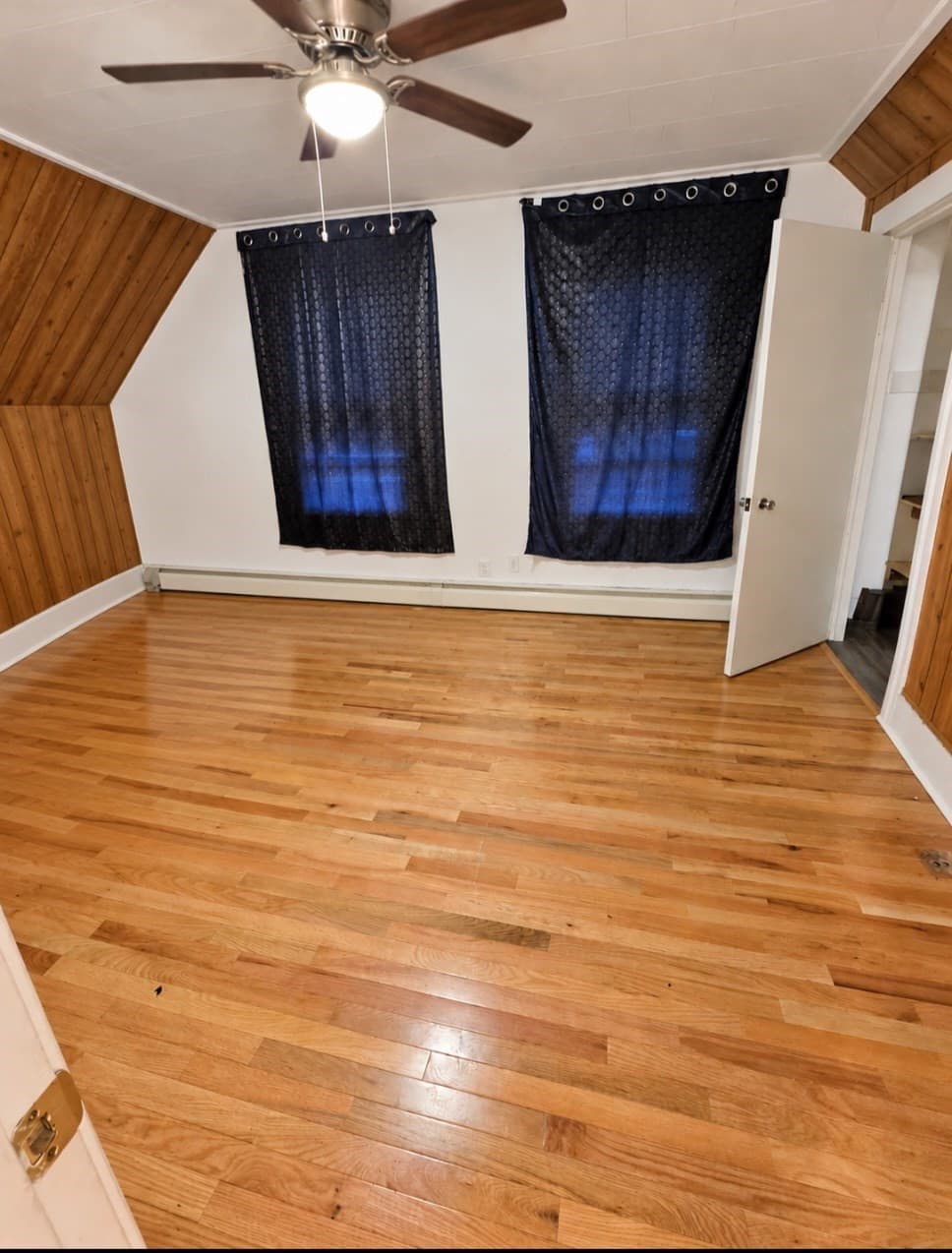 Single Family Residence at 21 Greenwood St, Worcester MA 01607, photo 4 of 15
