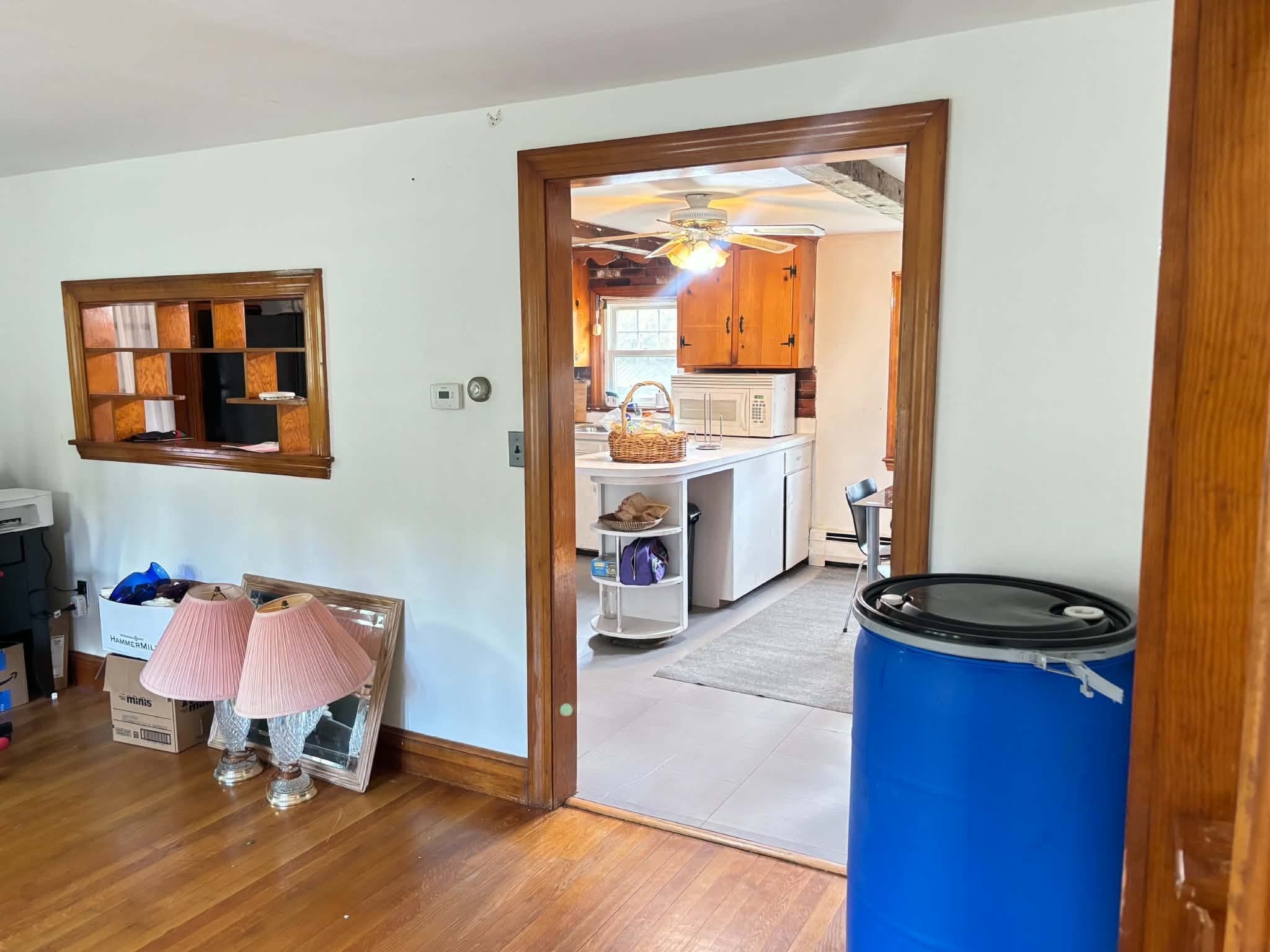 Single Family Residence at 251 Primrose Hill Rd, Dracut MA 01826, photo 6 of 11