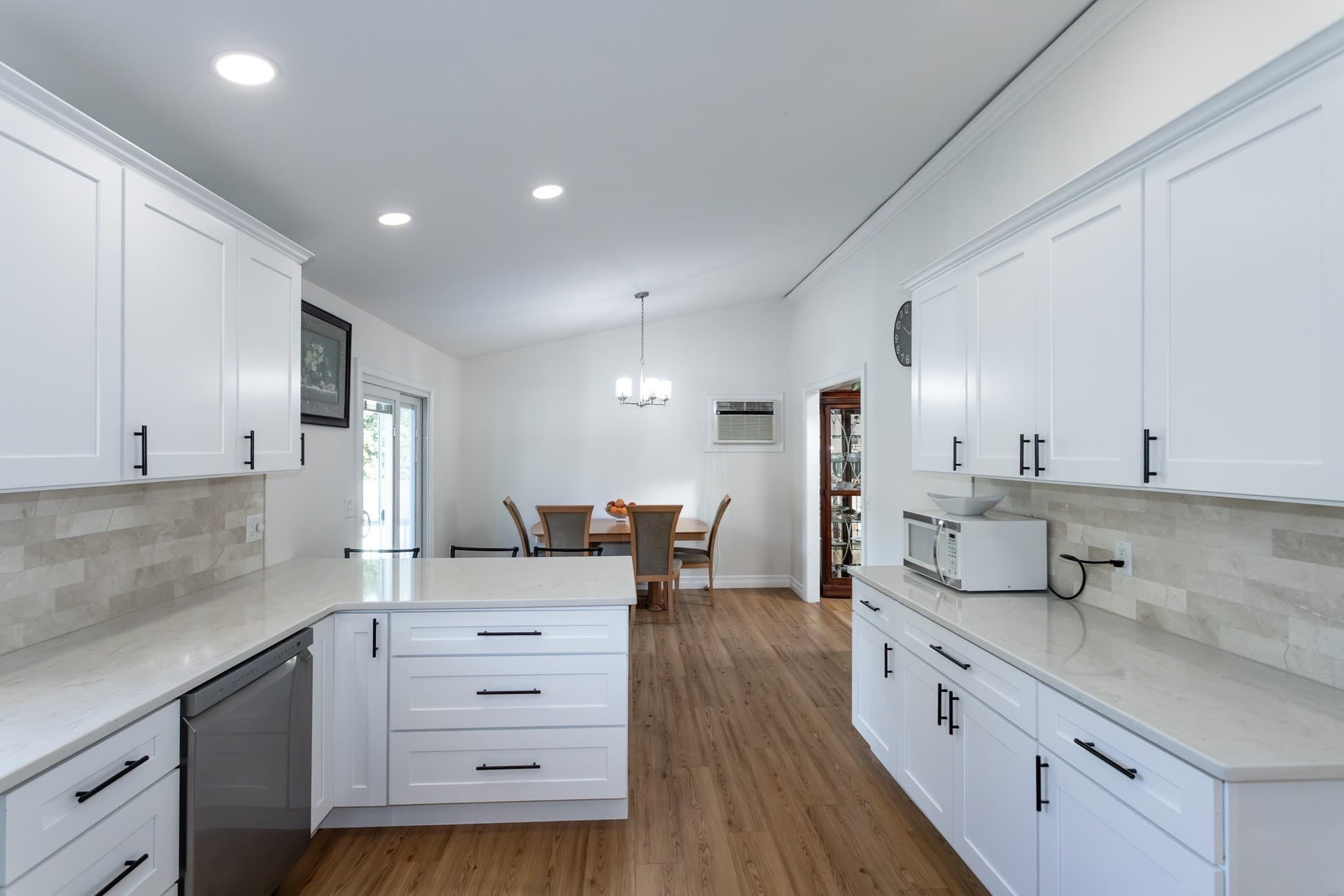 Single Family Residence at 18 Granaudo Cir, Southwick MA 01077, photo 8 of 42