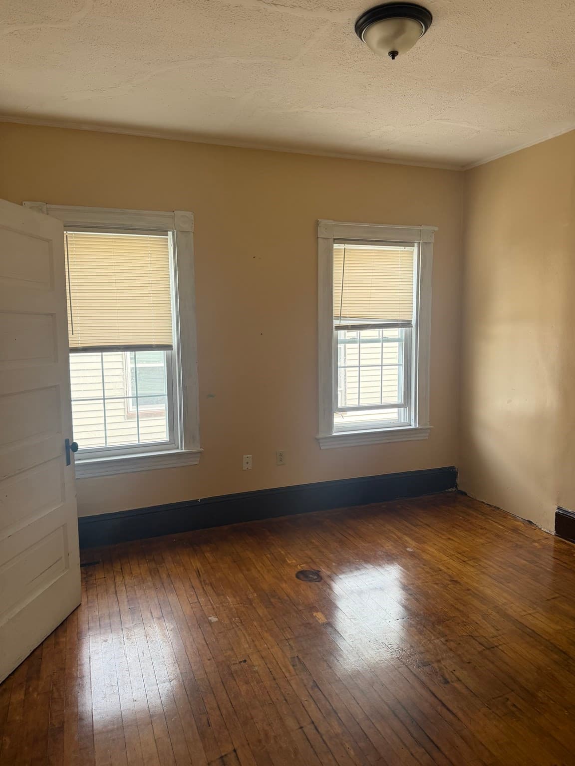 3 Family - 3 Units Up/Down at 208 Spring St, Brockton MA 02301, photo 24 of 26