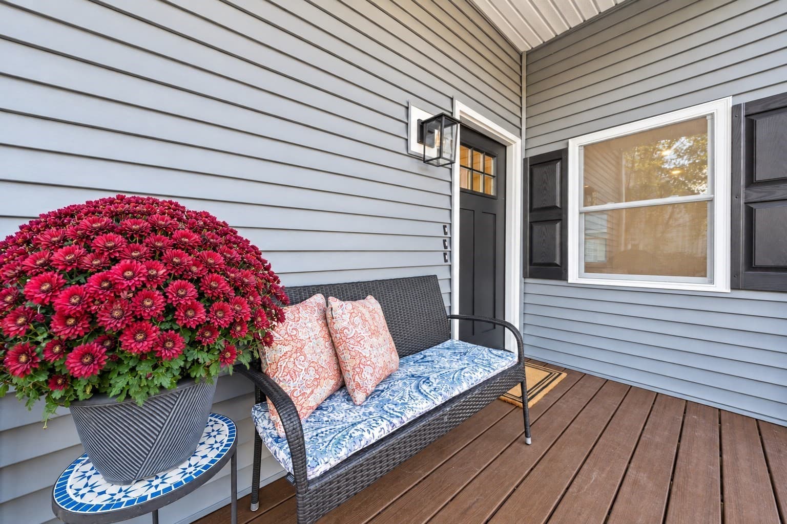 3 Family at 253 Main St, Amesbury MA 01913, photo 2 of 40