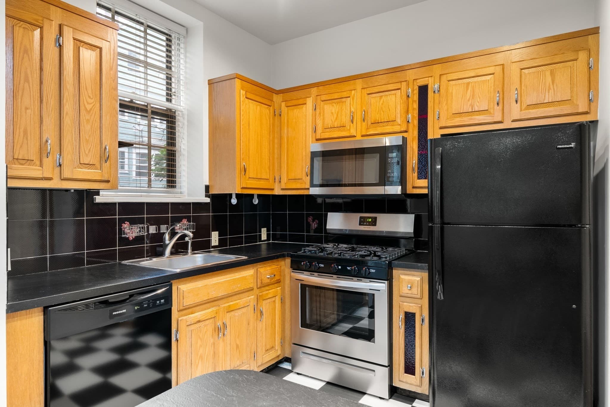 Condominium at 4 Kilsyth # 11, Boston MA 02135, photo 2 of 11