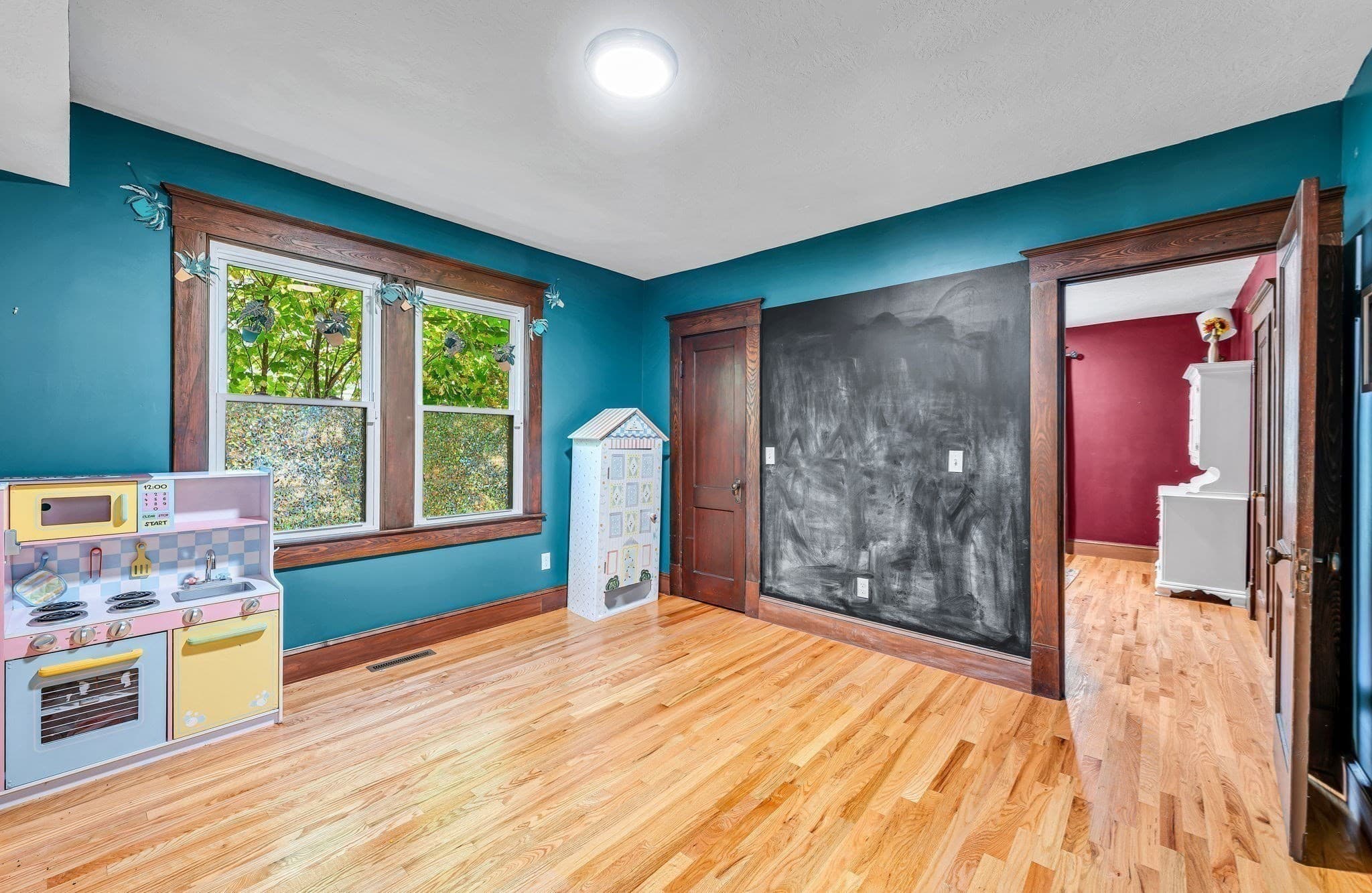 Single Family Residence at 775 White St, Springfield MA 01108, photo 16 of 40