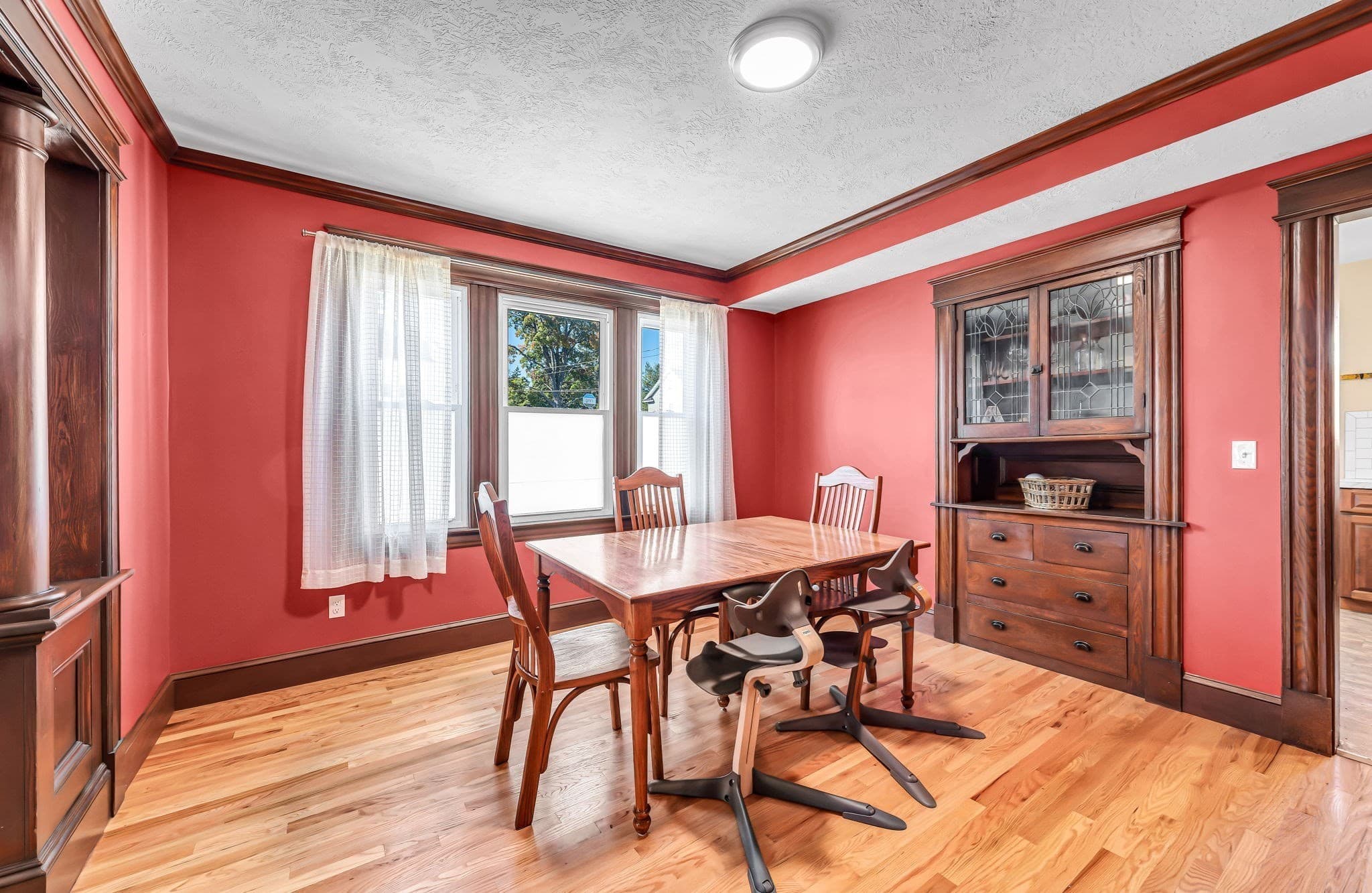 Single Family Residence at 775 White St, Springfield MA 01108, photo 7 of 40