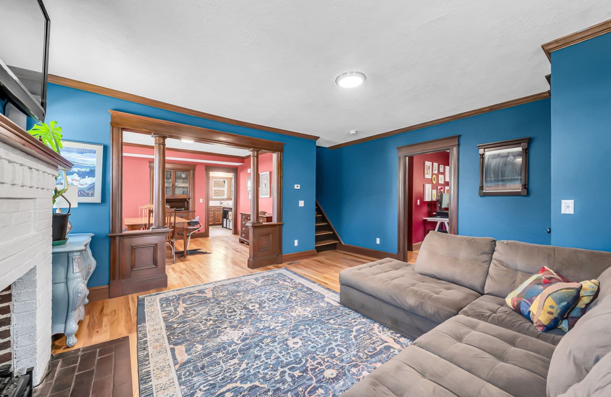 Single Family Residence at 775 White St, Springfield MA 01108, photo 5 of 40