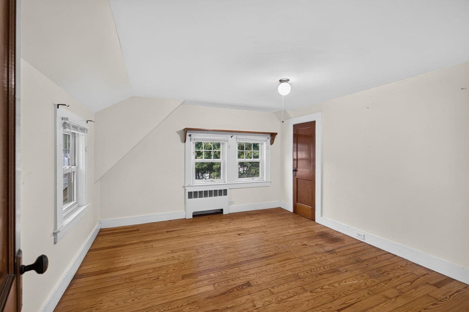 Single Family Residence at 196 Sisson Rd, Harwich MA 02645, photo 11 of 20