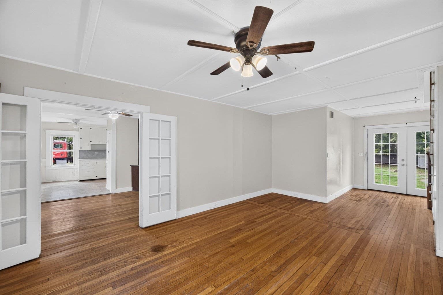 Single Family Residence at 196 Sisson Rd, Harwich MA 02645, photo 4 of 20
