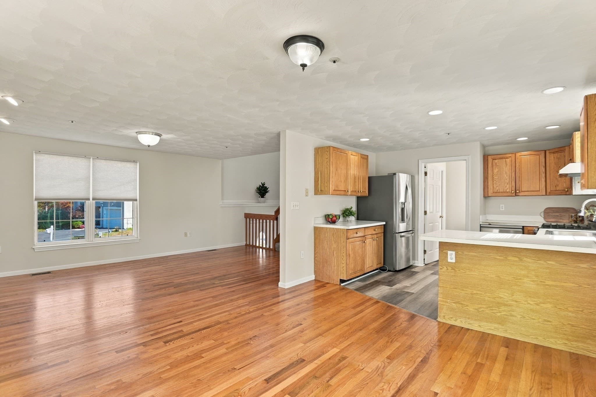 Single Family Residence at 23 Nadine Ln, North Andover MA 01845, photo 9 of 38