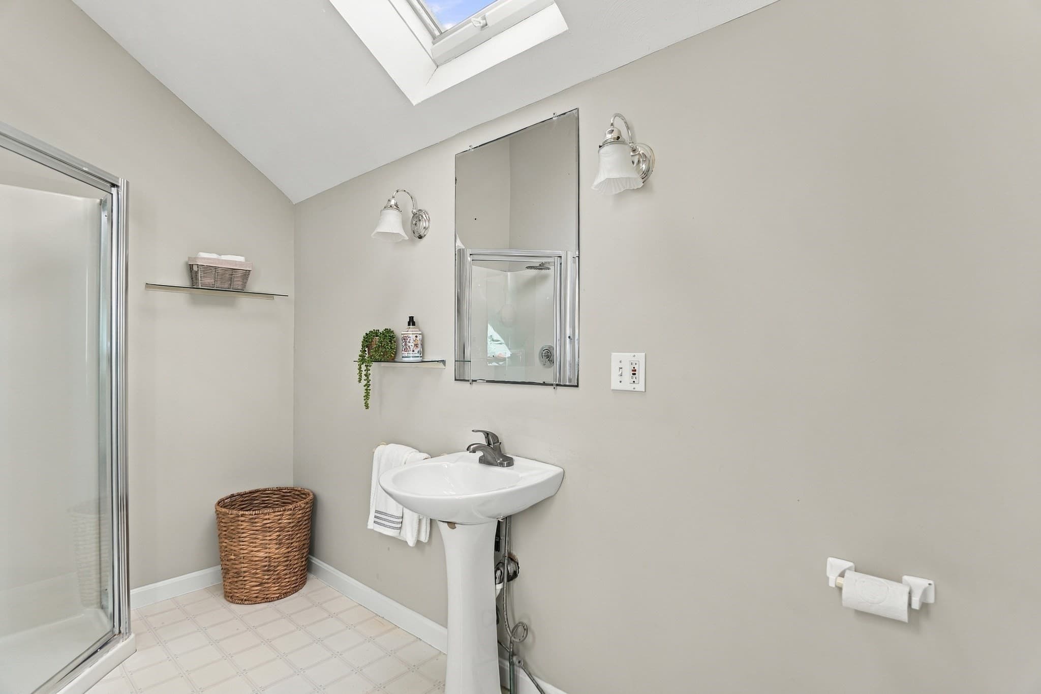 Single Family Residence at 23 Nadine Ln, North Andover MA 01845, photo 19 of 38