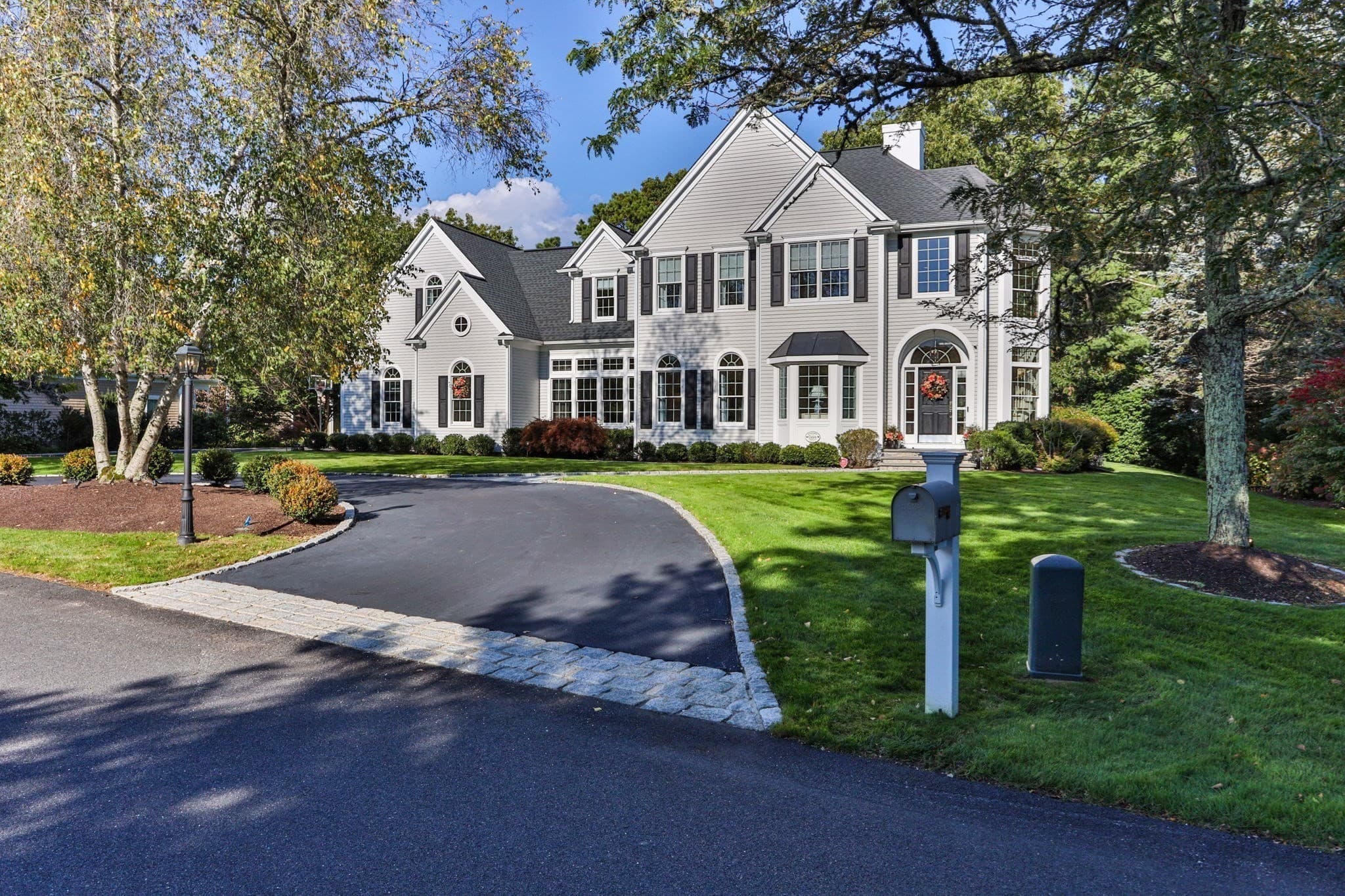 Single Family Residence at 13 N Glen Dr., Mashpee MA 02649, photo 3 of 42
