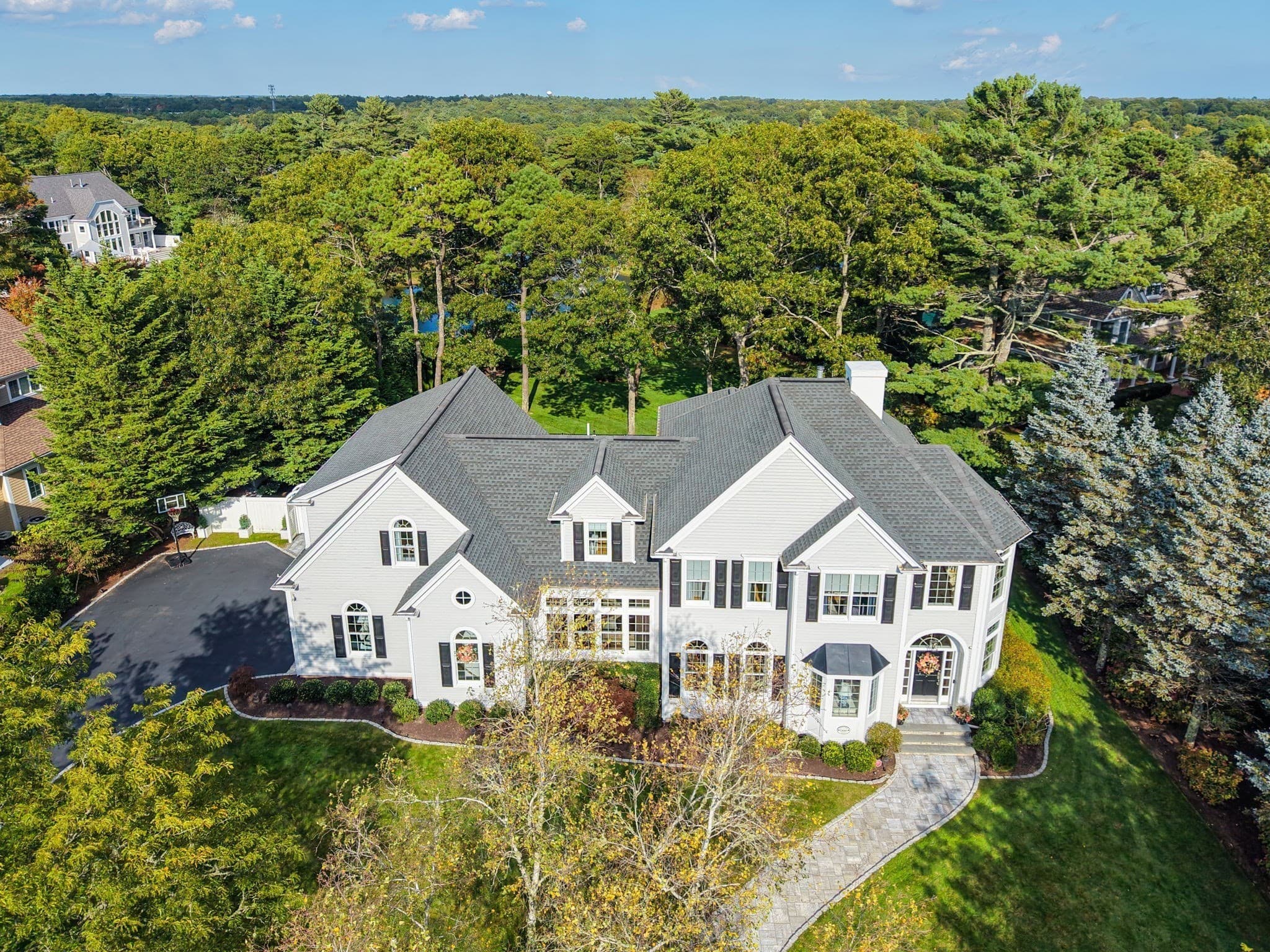 13 N Glen Dr., Mashpee MA 02649
