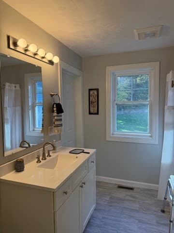 Single Family Residence at 236 Snake Hill Rd, Ayer MA 01432, photo 14 of 33