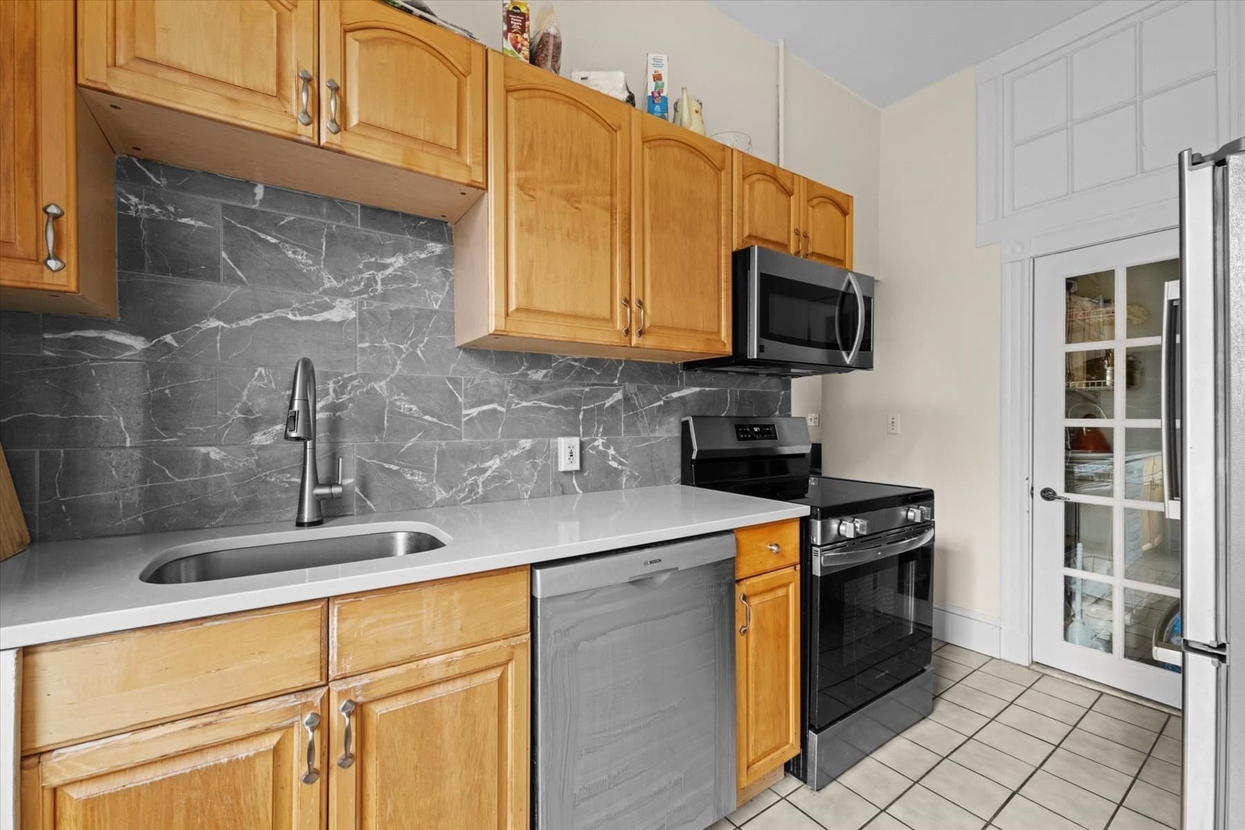 Condominium at 1411 Washington St # 21, Boston MA 02118, photo 5 of 34