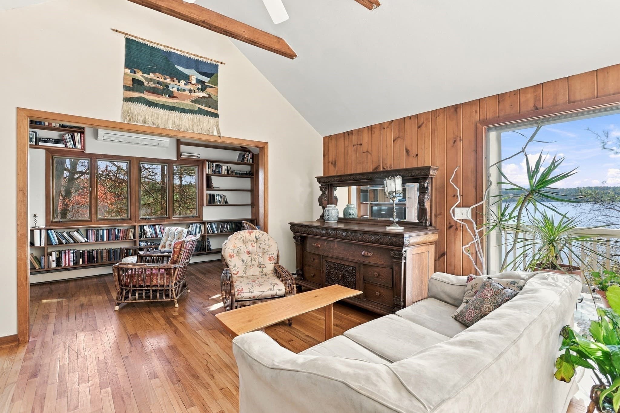 Single Family Residence at 716 Martins Pond Rd, Groton MA 01450, photo 7 of 31