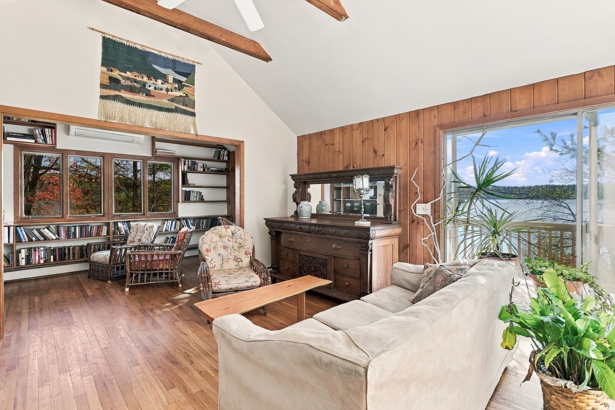 Single Family Residence at 716 Martins Pond Rd, Groton MA 01450, photo 10 of 31