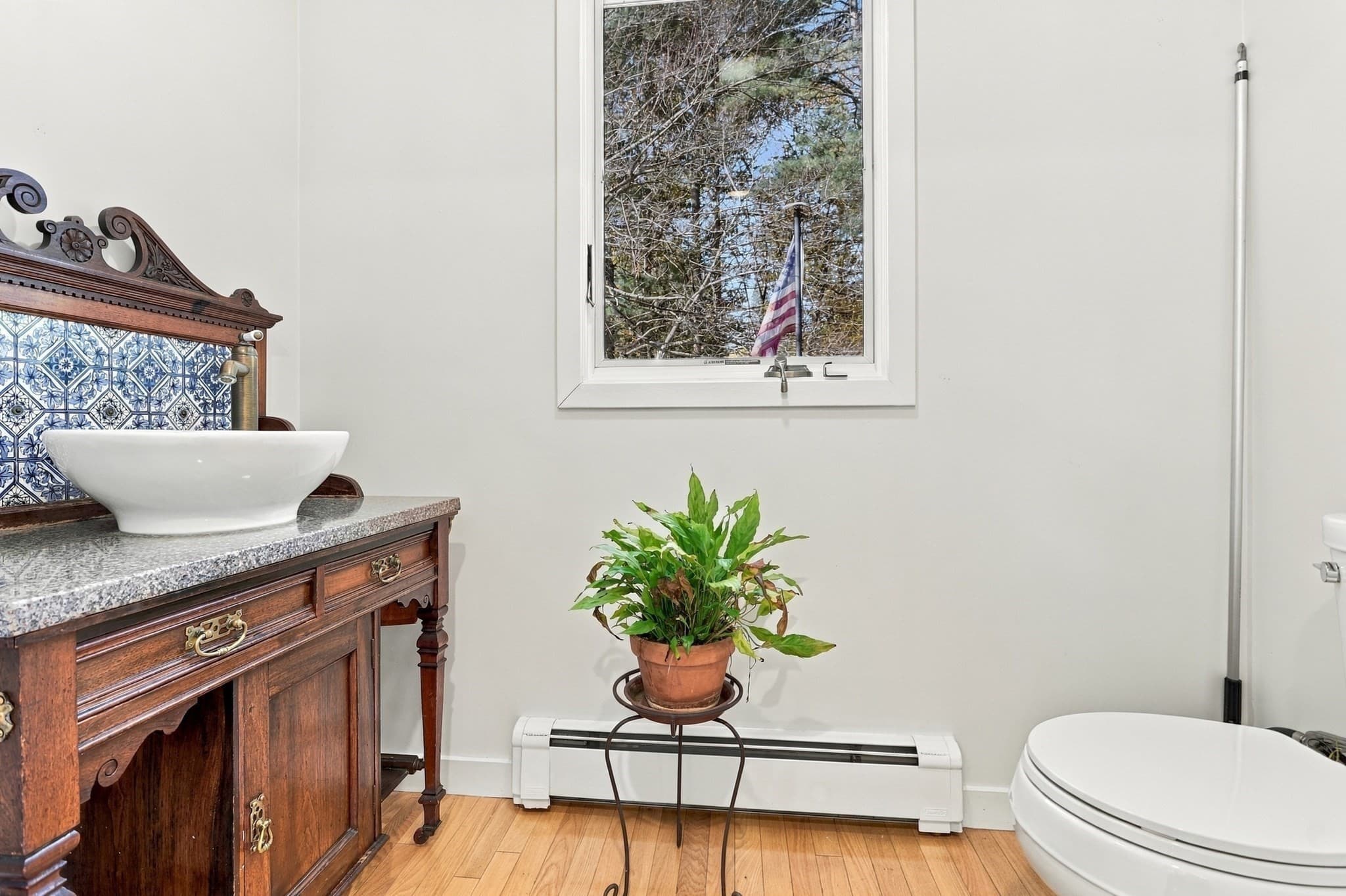 Single Family Residence at 716 Martins Pond Rd, Groton MA 01450, photo 18 of 31