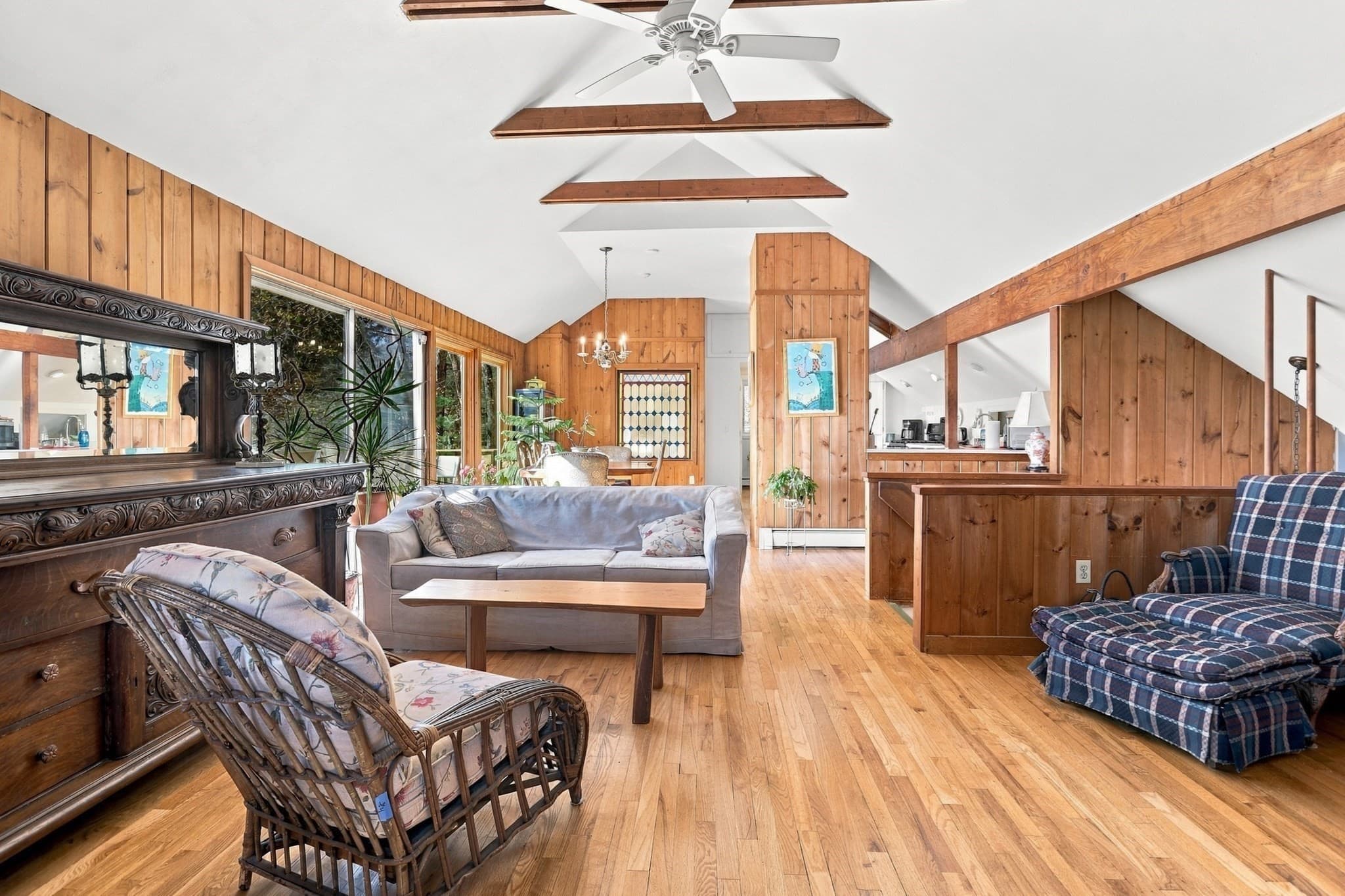 Single Family Residence at 716 Martins Pond Rd, Groton MA 01450, photo 8 of 31