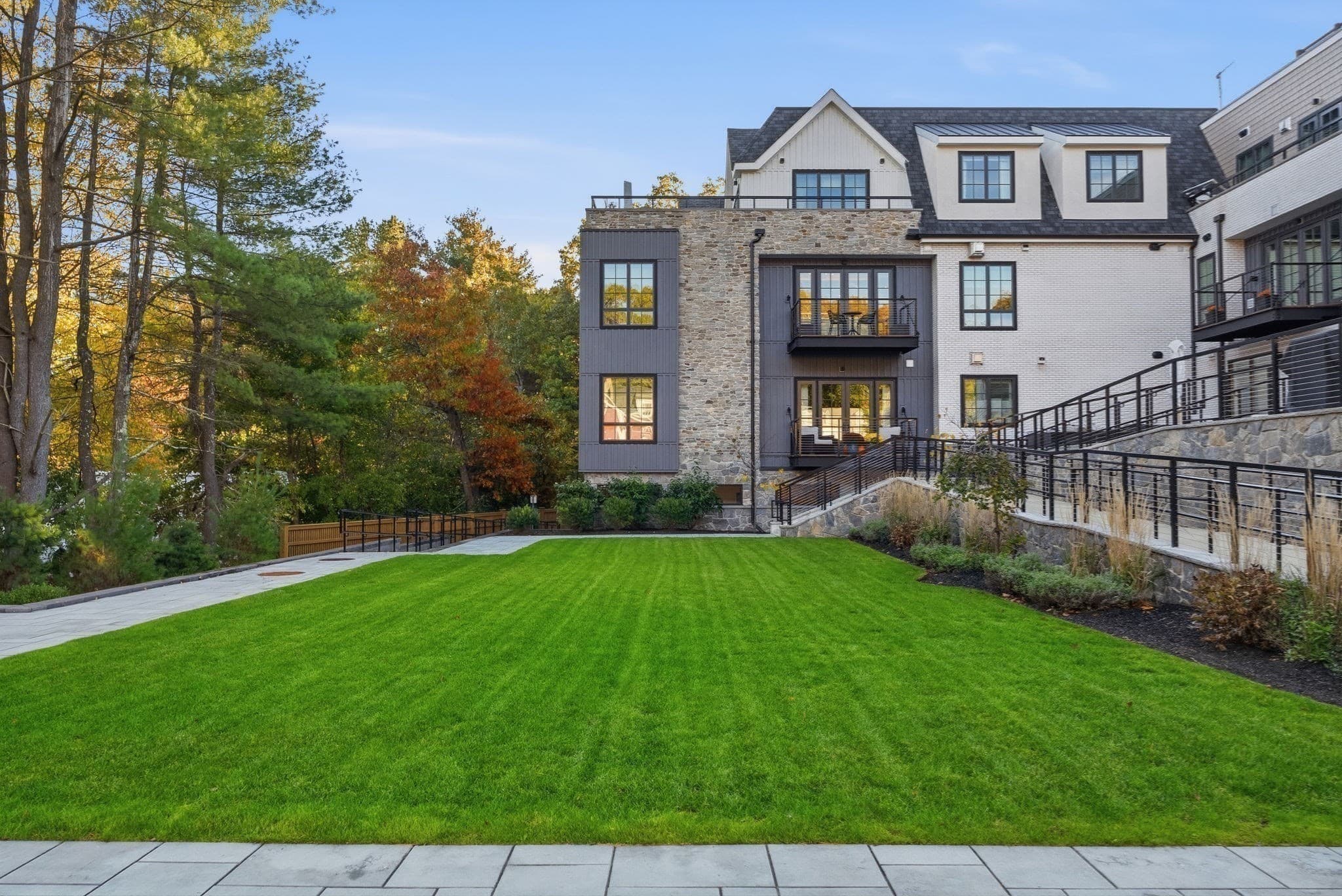 Condominium at 148 Weston Road # 206, Wellesley MA 02482, photo 34 of 37