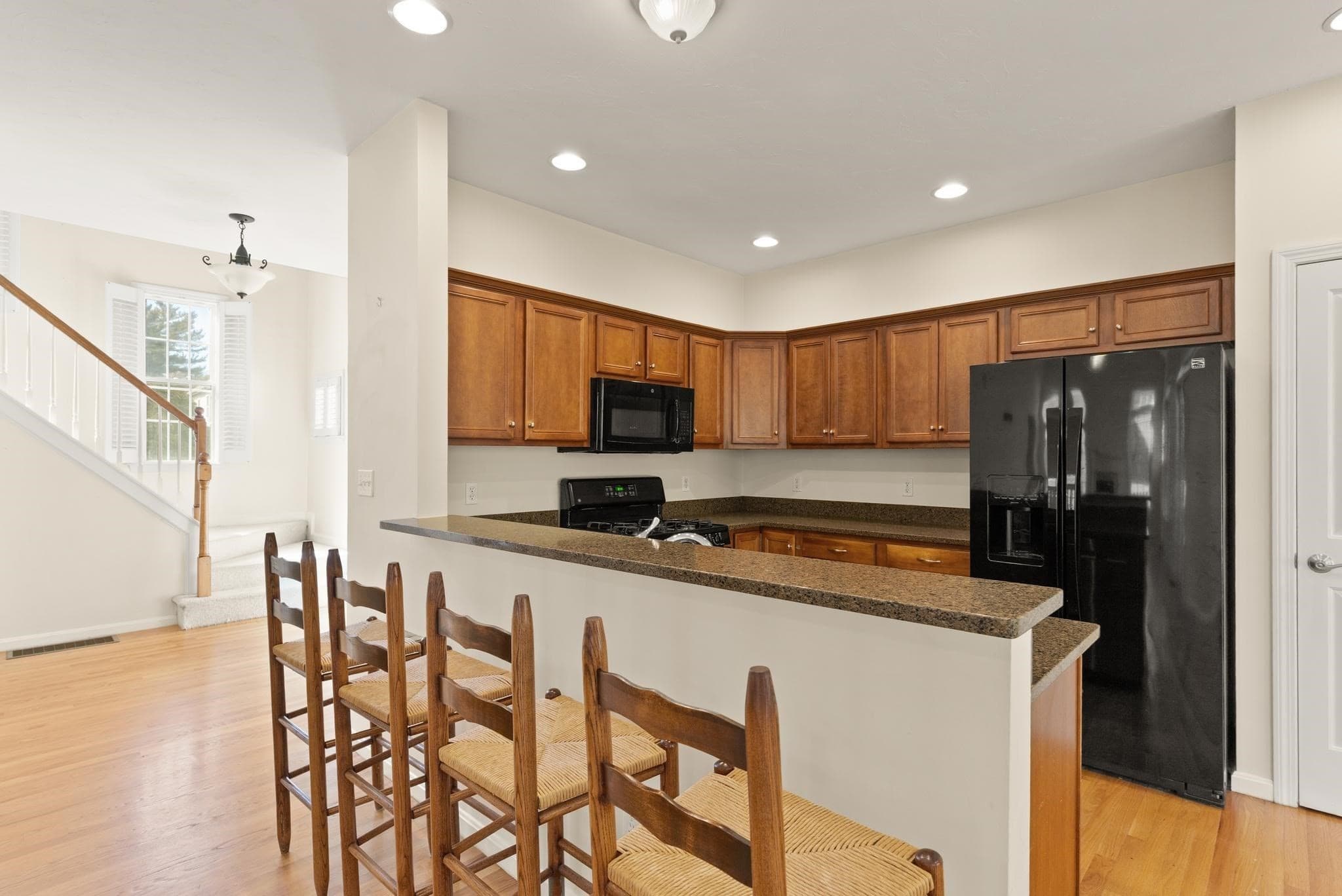 Condominium at 35 Daisy Ln # 35, Raynham MA 02767, photo 6 of 42