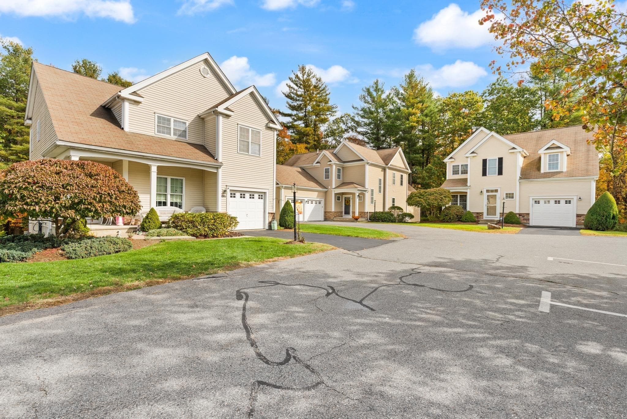 Condominium at 35 Daisy Ln # 35, Raynham MA 02767, photo 3 of 42