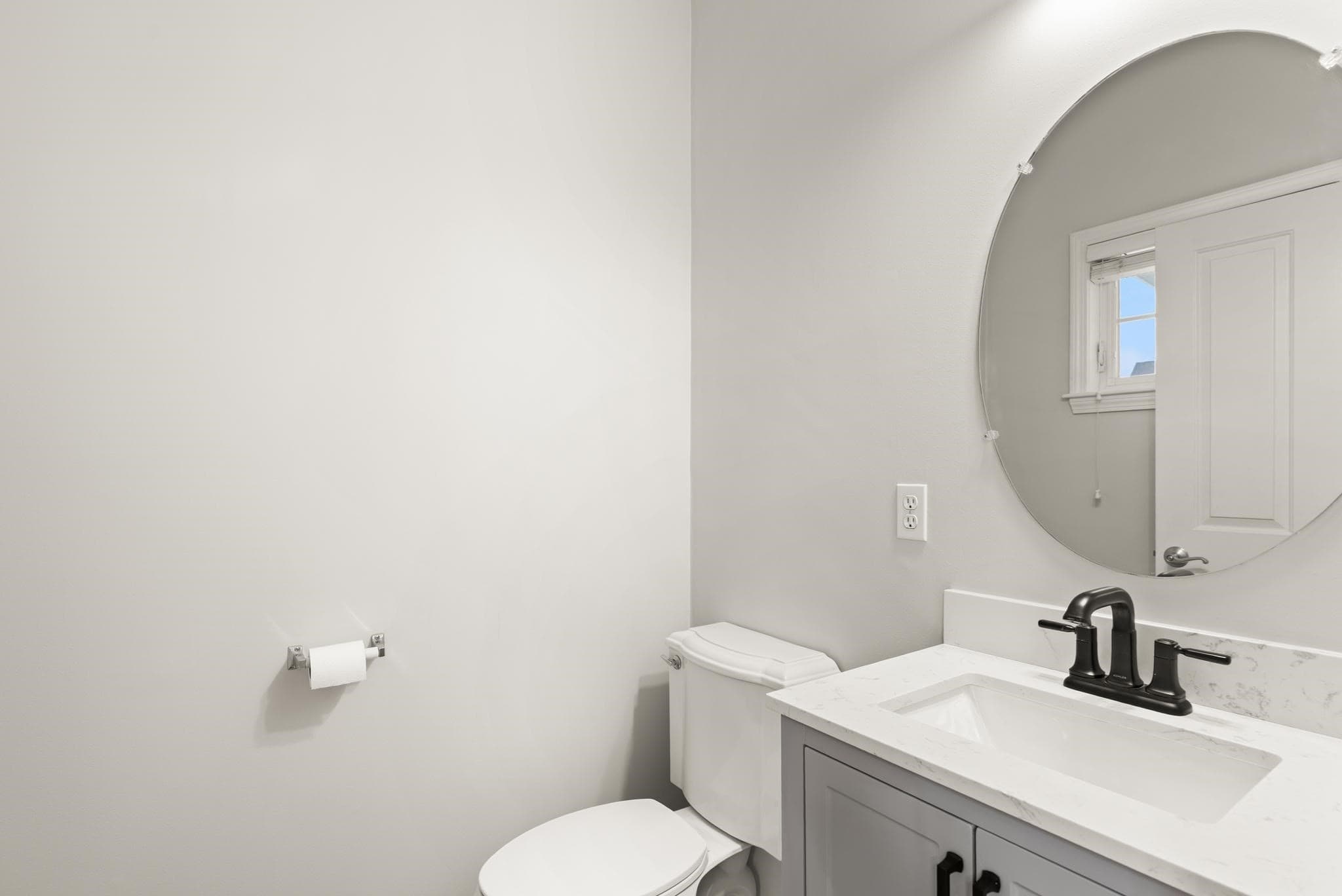 Condominium at 35 Daisy Ln # 35, Raynham MA 02767, photo 19 of 42