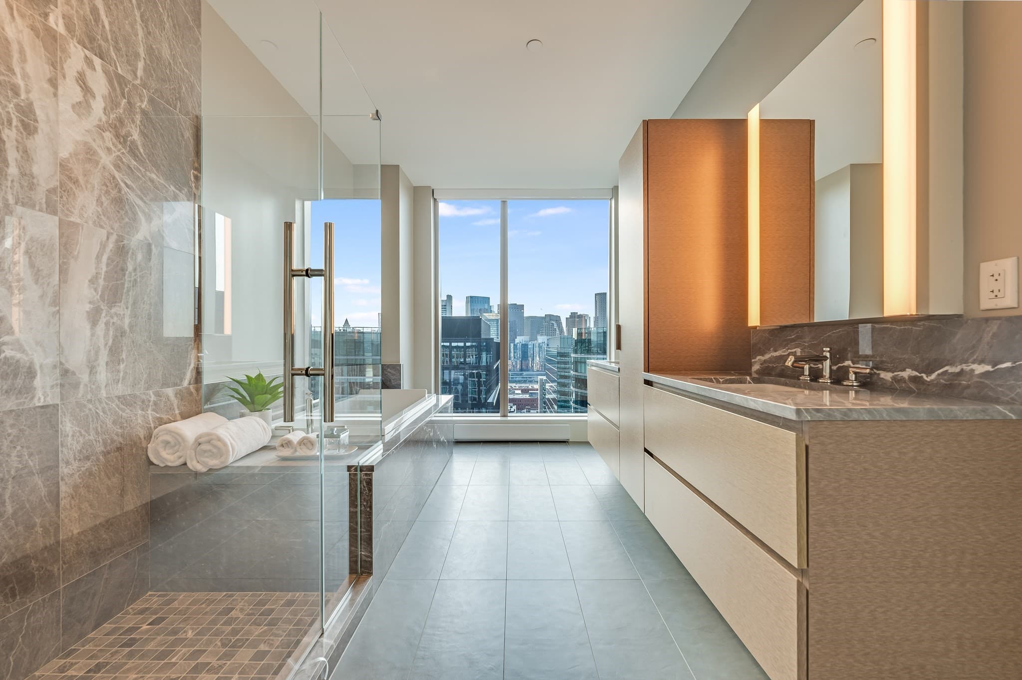 Condominium at 135 Seaport Blvd, Boston MA 02210, photo 23 of 36