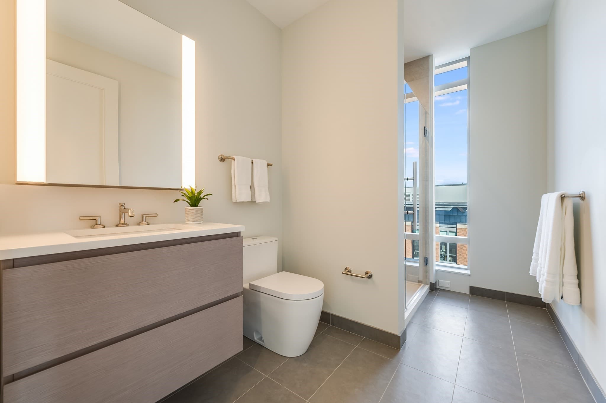 Condominium at 135 Seaport Blvd, Boston MA 02210, photo 16 of 36