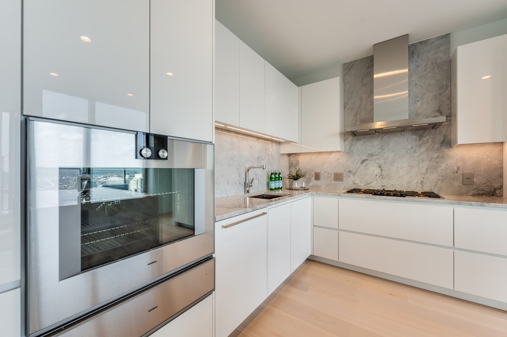 Condominium at 135 Seaport Blvd, Boston MA 02210, photo 10 of 36