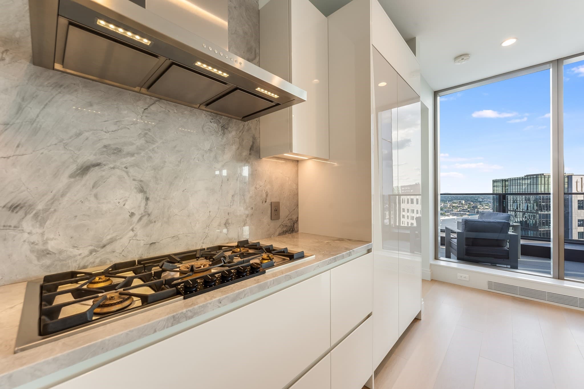 Condominium at 135 Seaport Blvd, Boston MA 02210, photo 11 of 36
