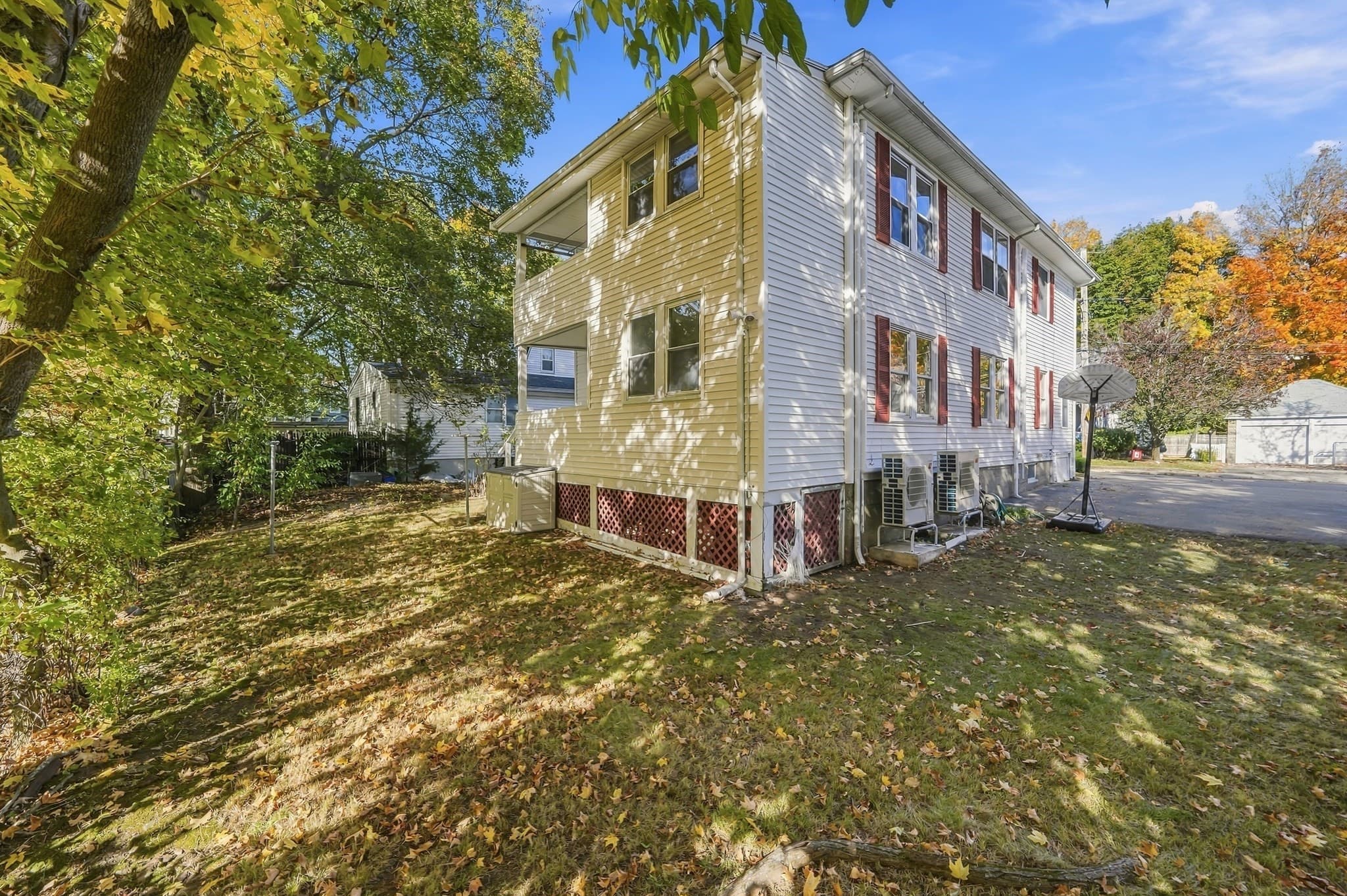 2 Family - 2 Units Up/Down at 16-18 Russell Rd, Winchester MA 01890, photo 38 of 43