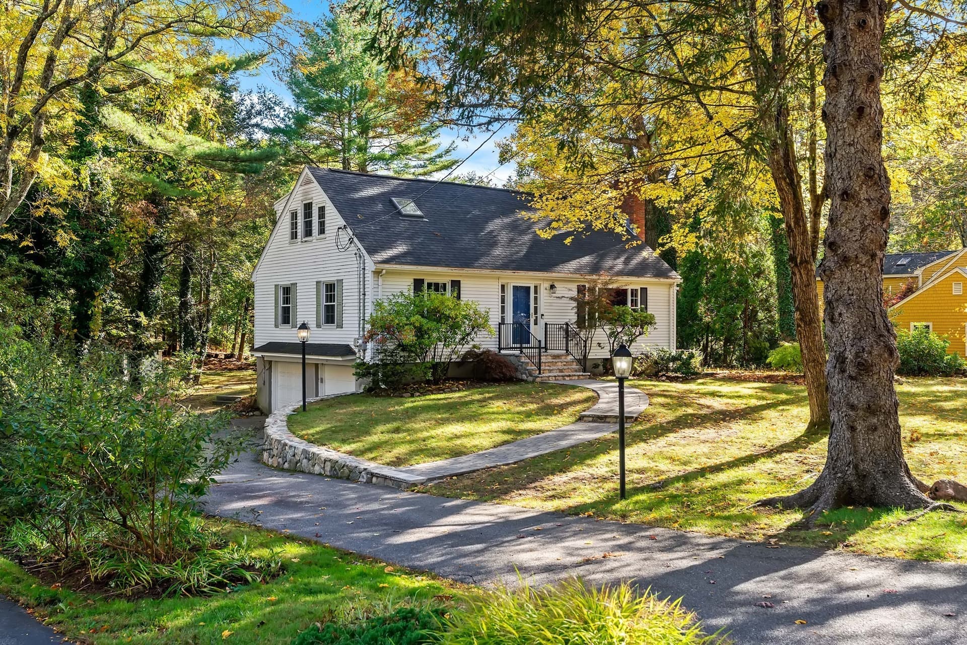 16 Happy Hollow Road, Wayland MA 01778