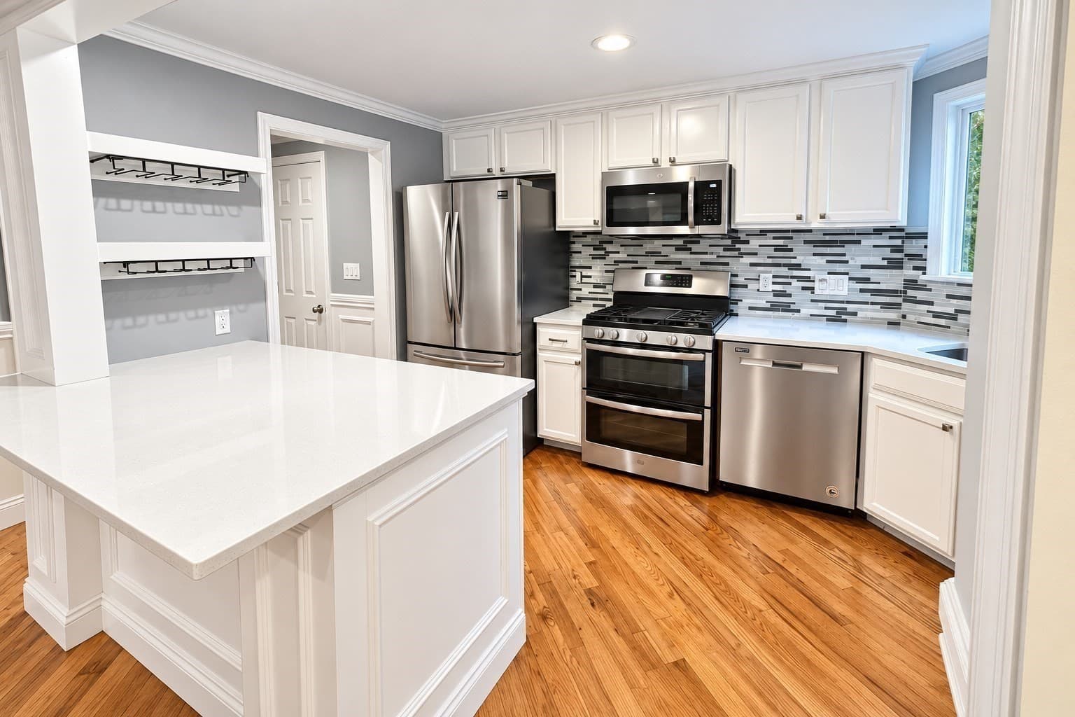 Condominium at 113 Leland Farm Rd # 113, Ashland MA 01721, photo 7 of 42