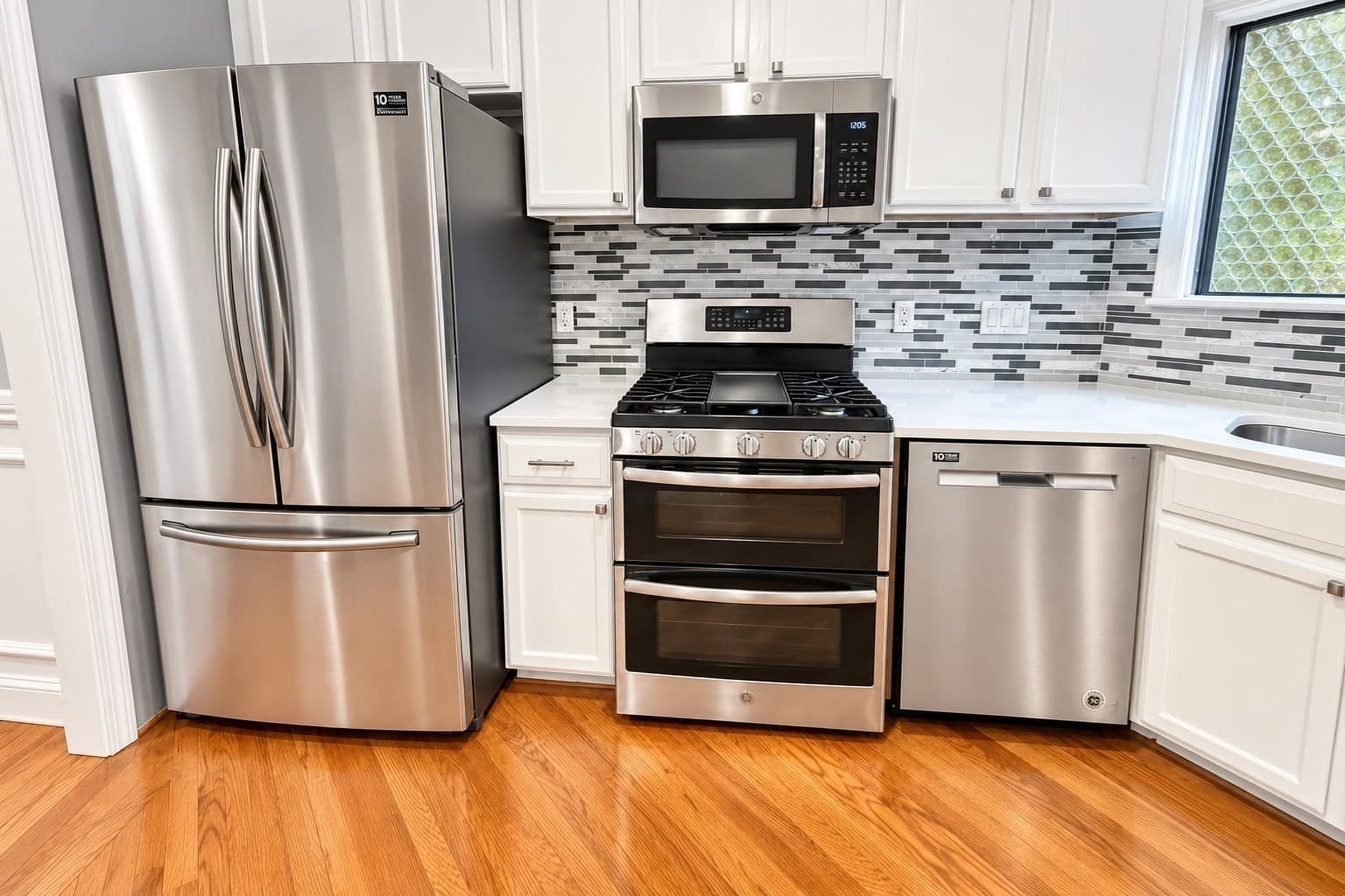 Condominium at 113 Leland Farm Rd # 113, Ashland MA 01721, photo 8 of 42