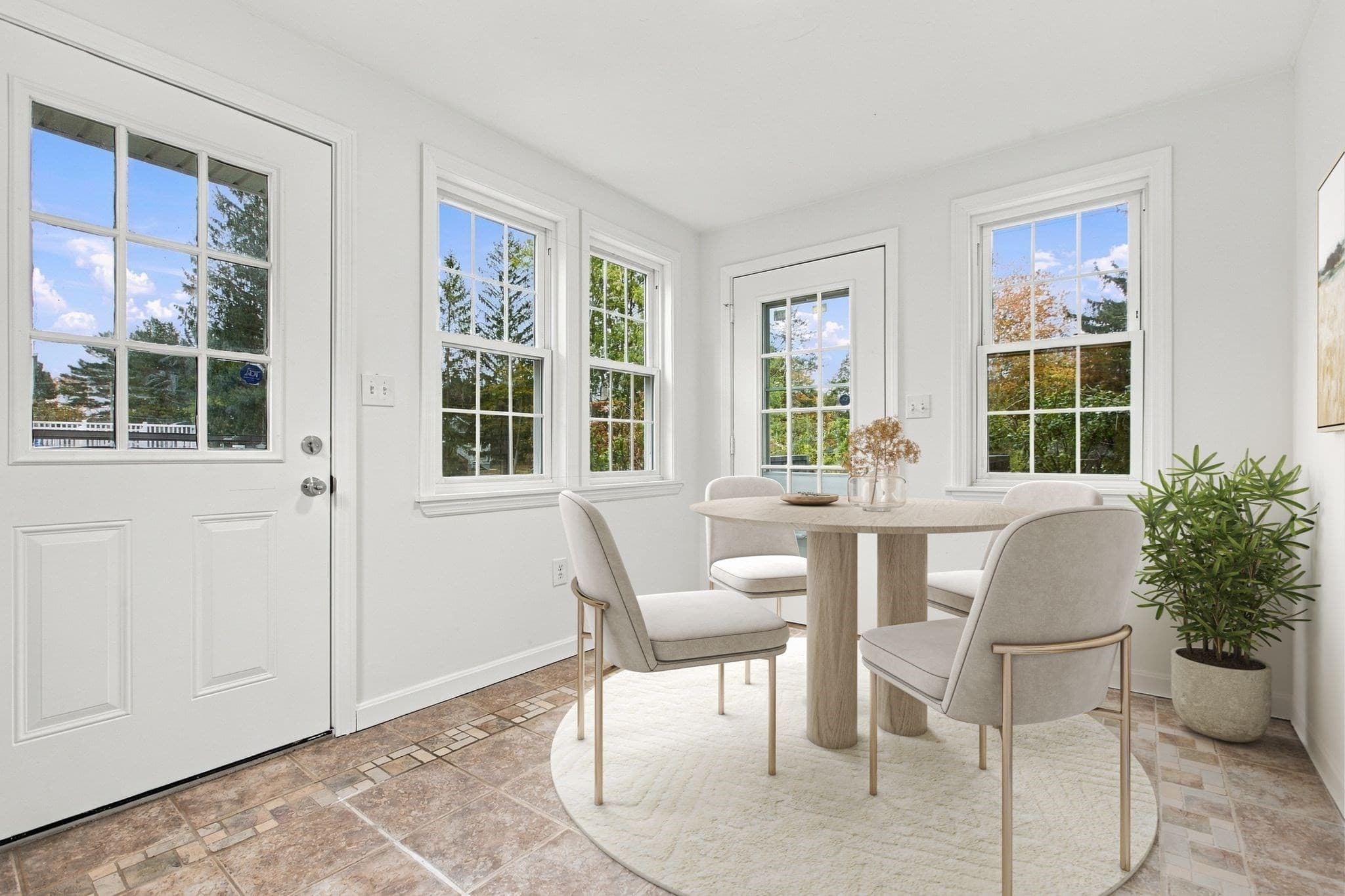Single Family Residence at 186 Plain St, Stoughton MA 02072, photo 6 of 18